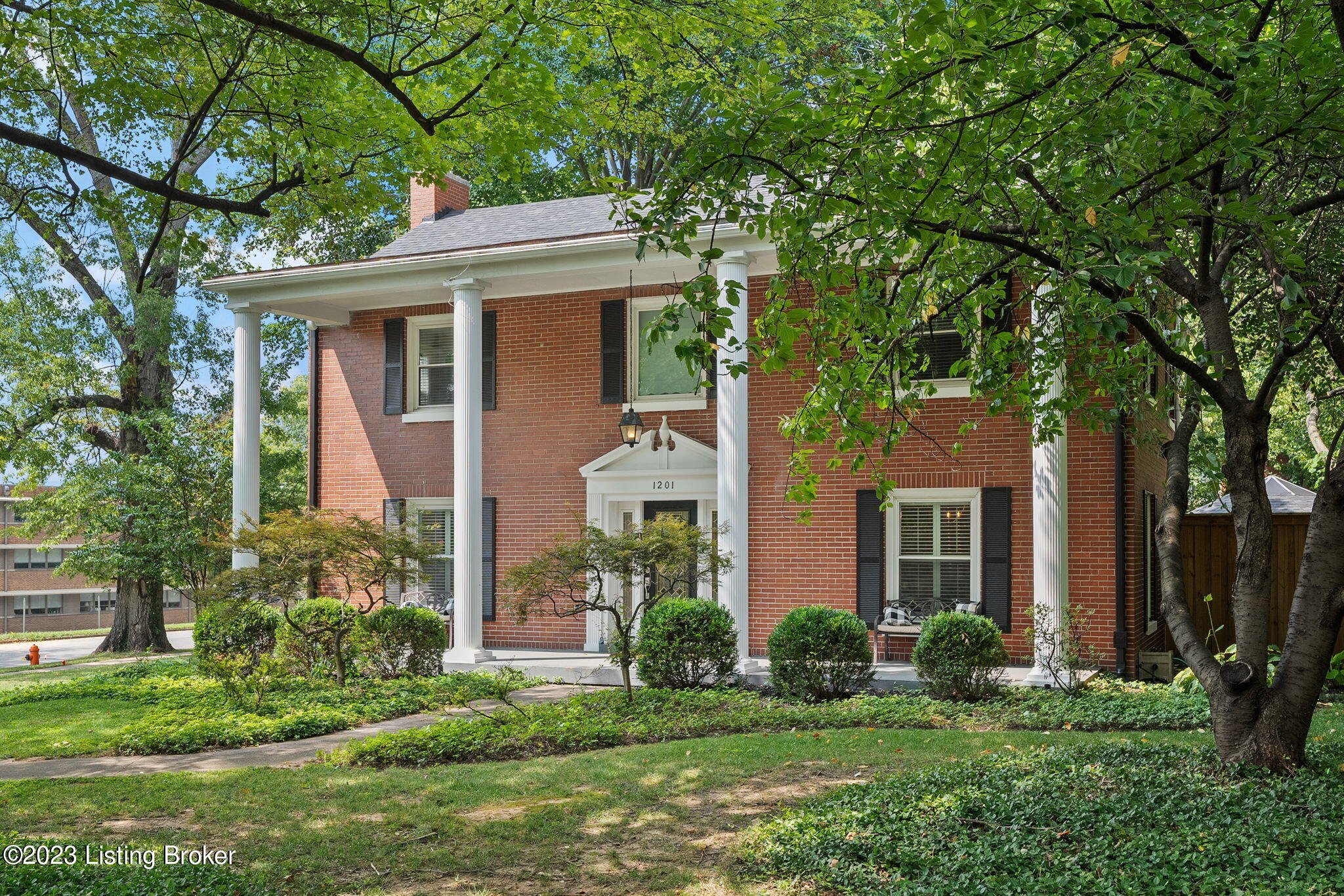 1201 Eastern Pkwy