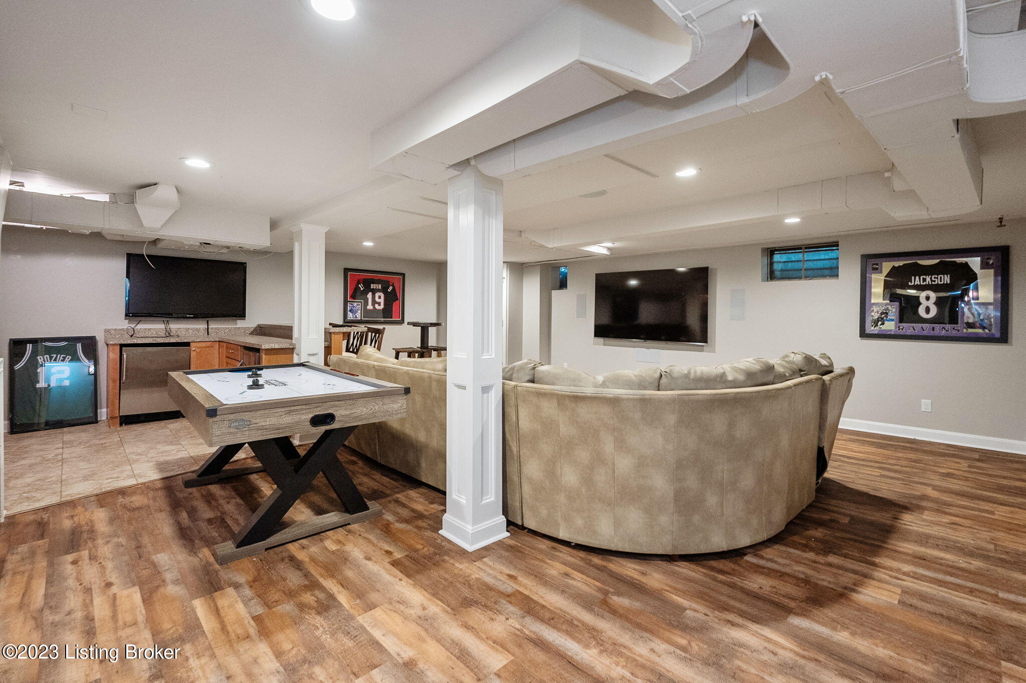 1201 Eastern Pkwy