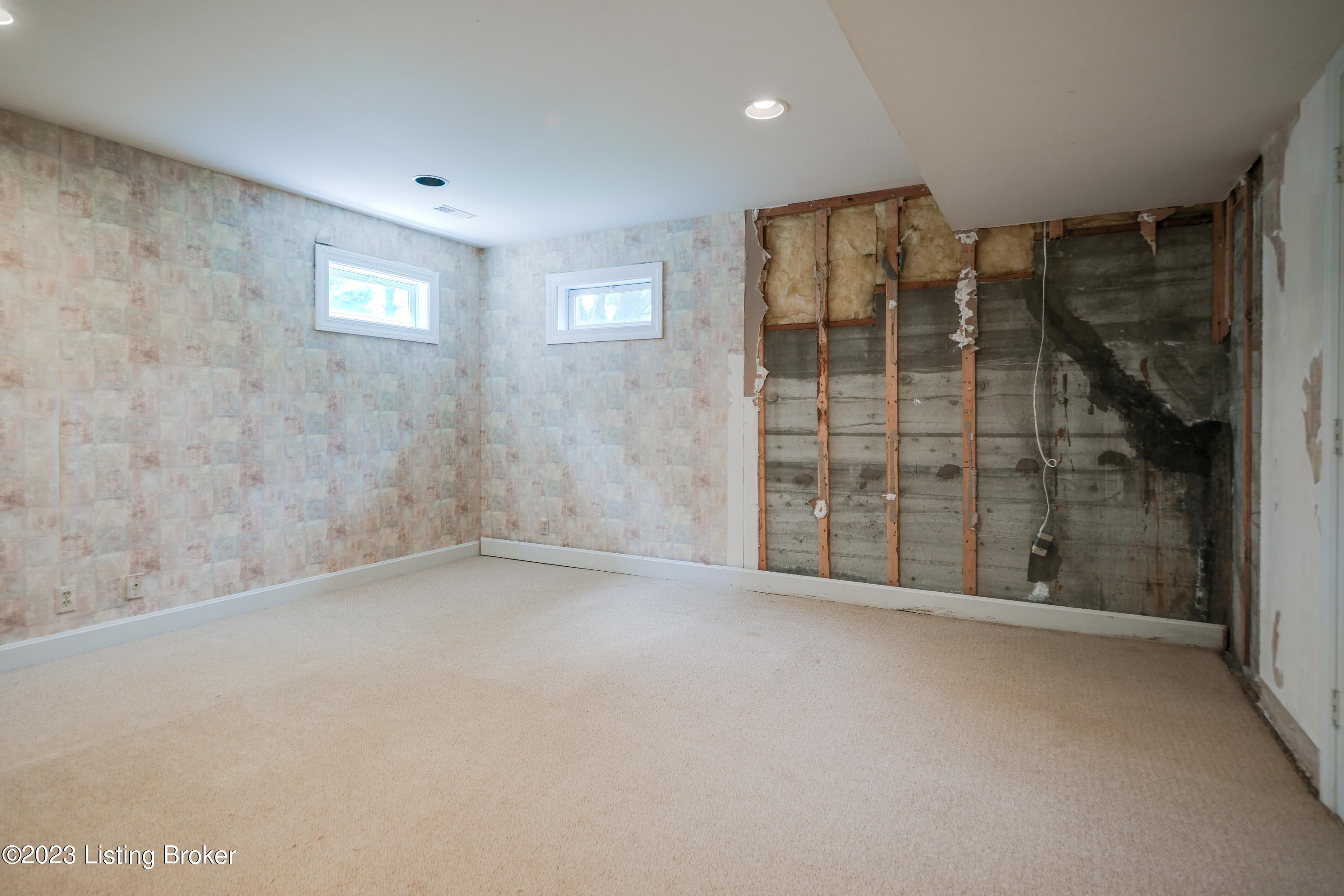 7501 Deer View Ct