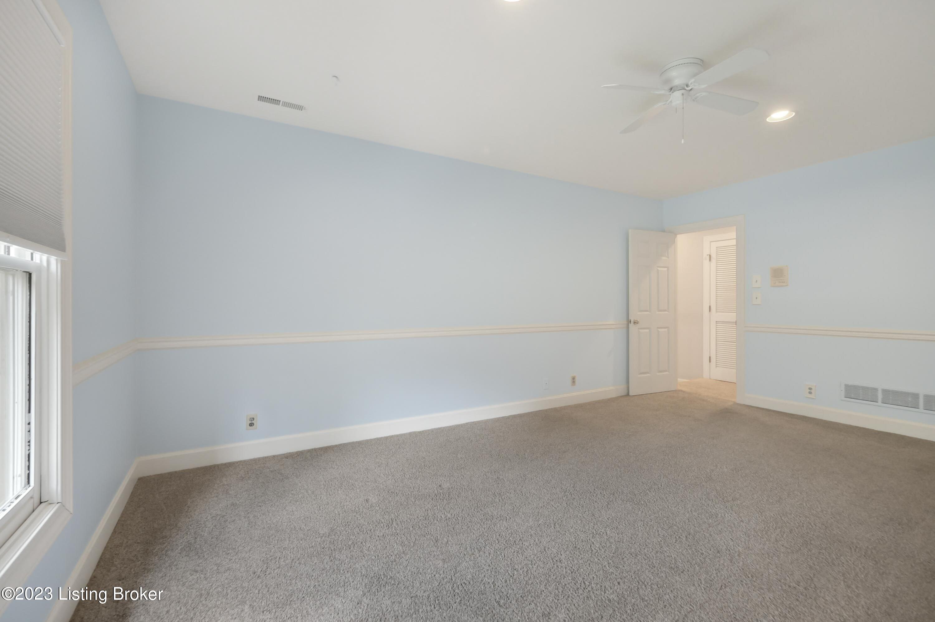 7501 Deer View Ct