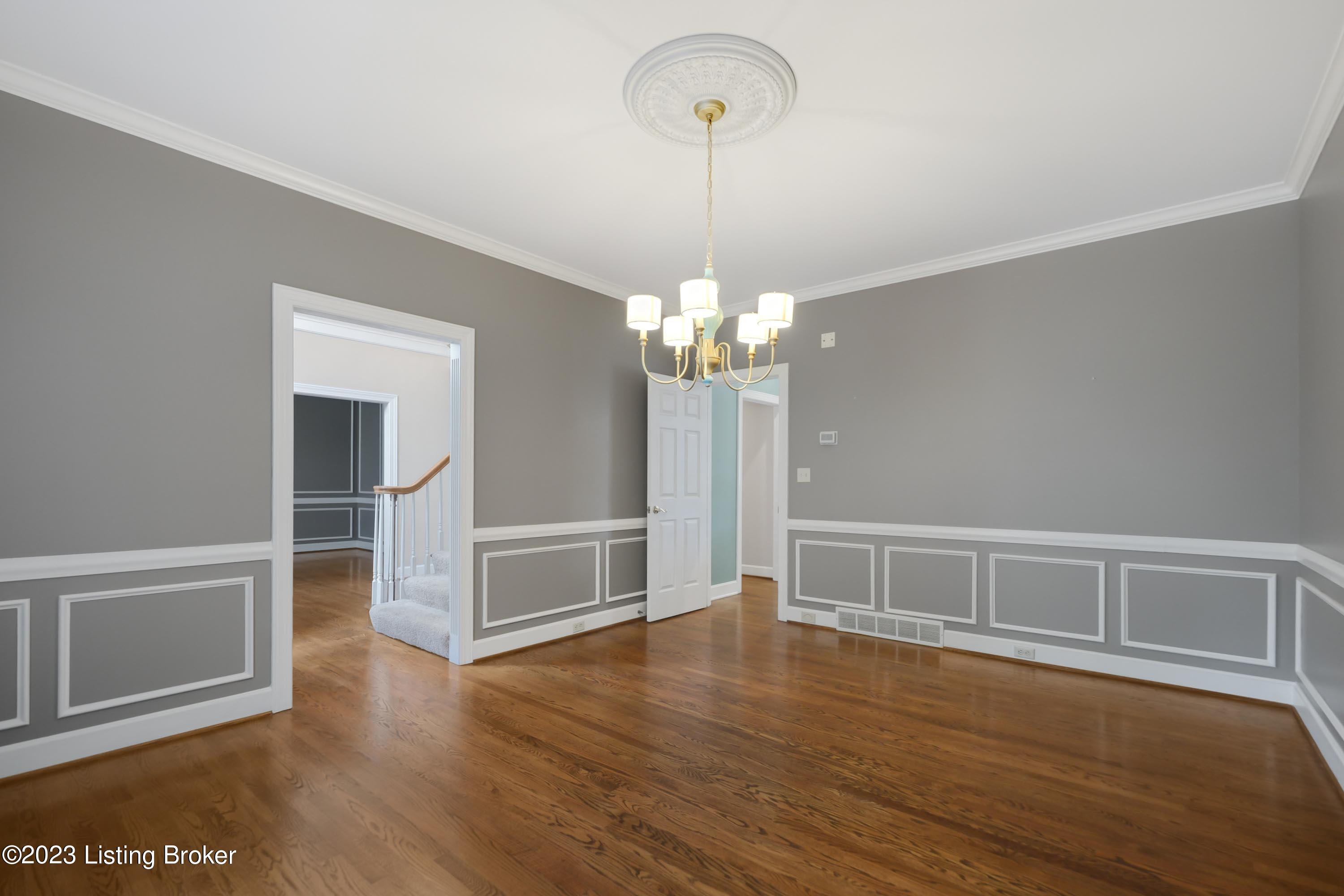 7501 Deer View Ct