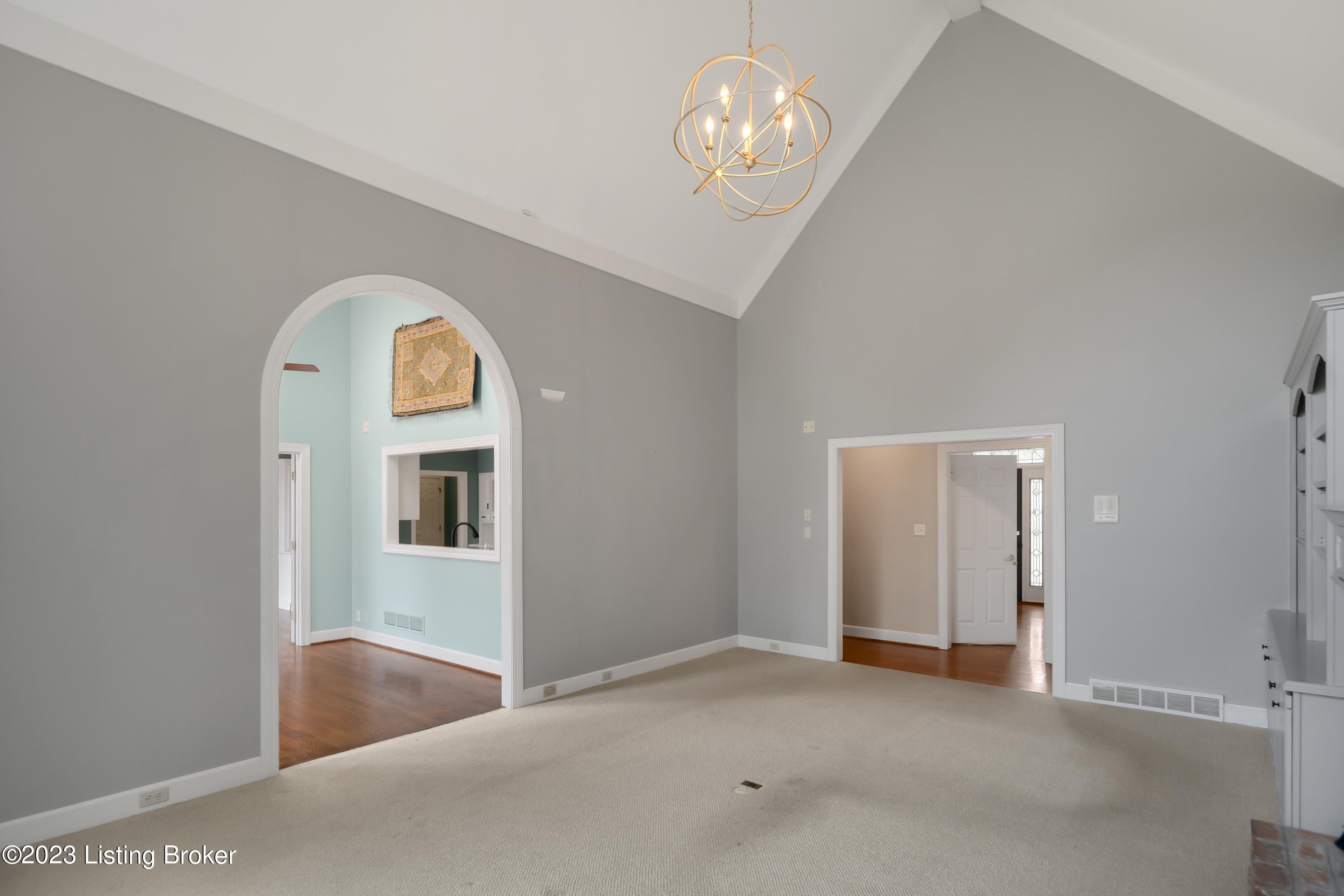 7501 Deer View Ct