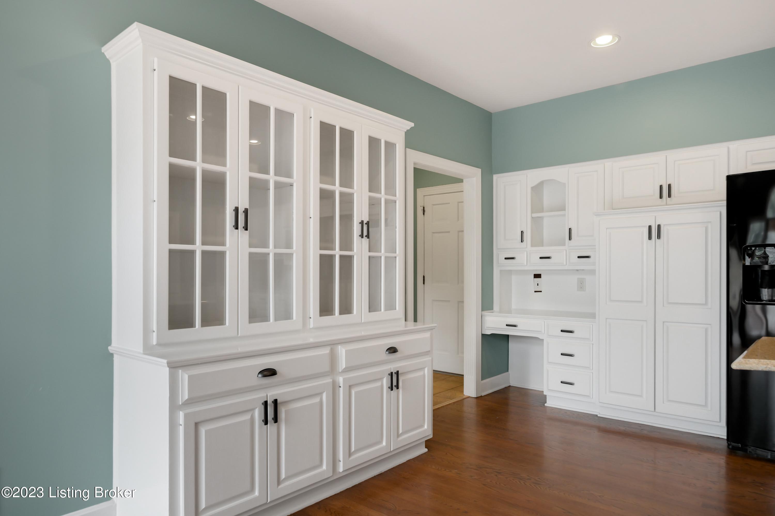 7501 Deer View Ct