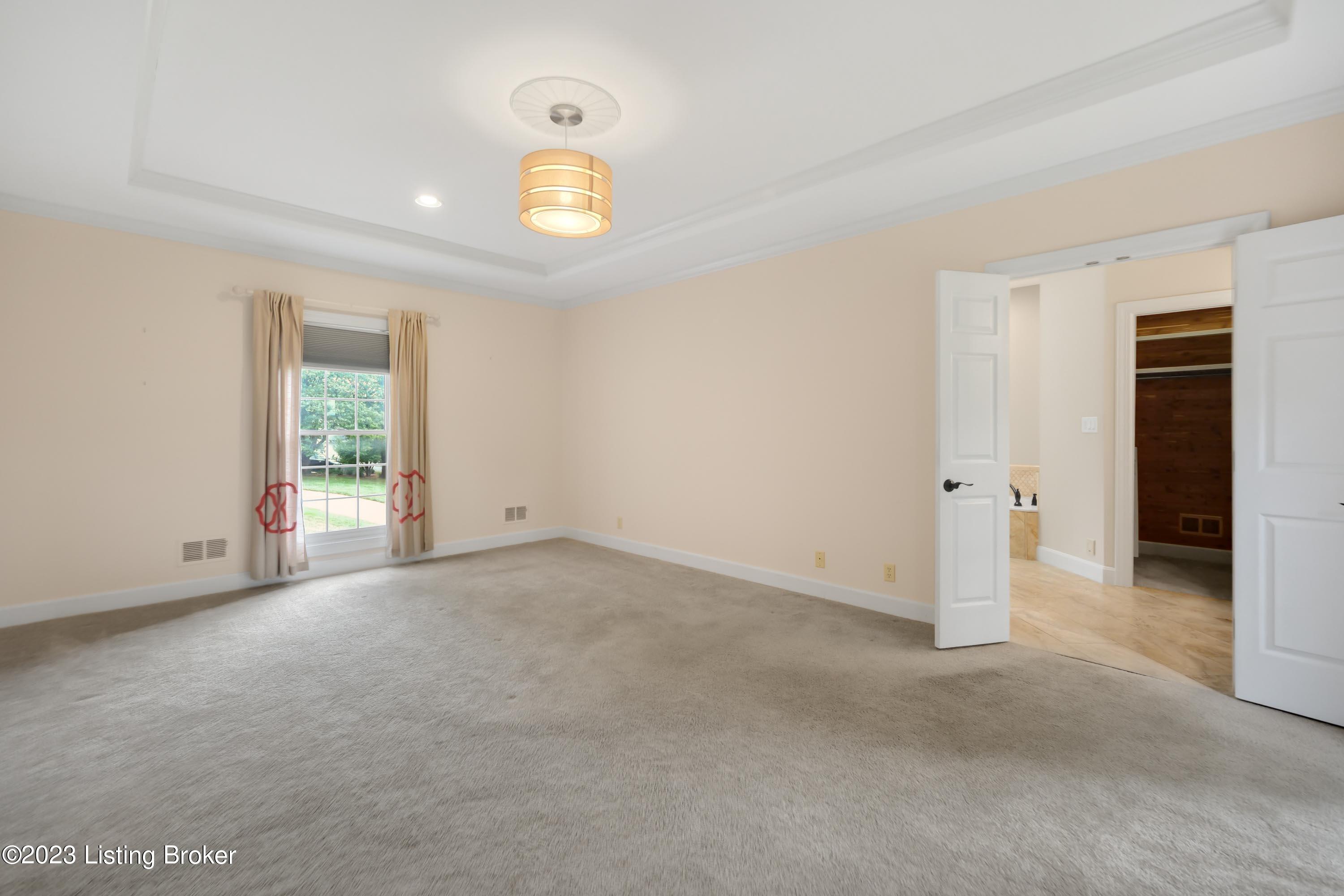 7501 Deer View Ct
