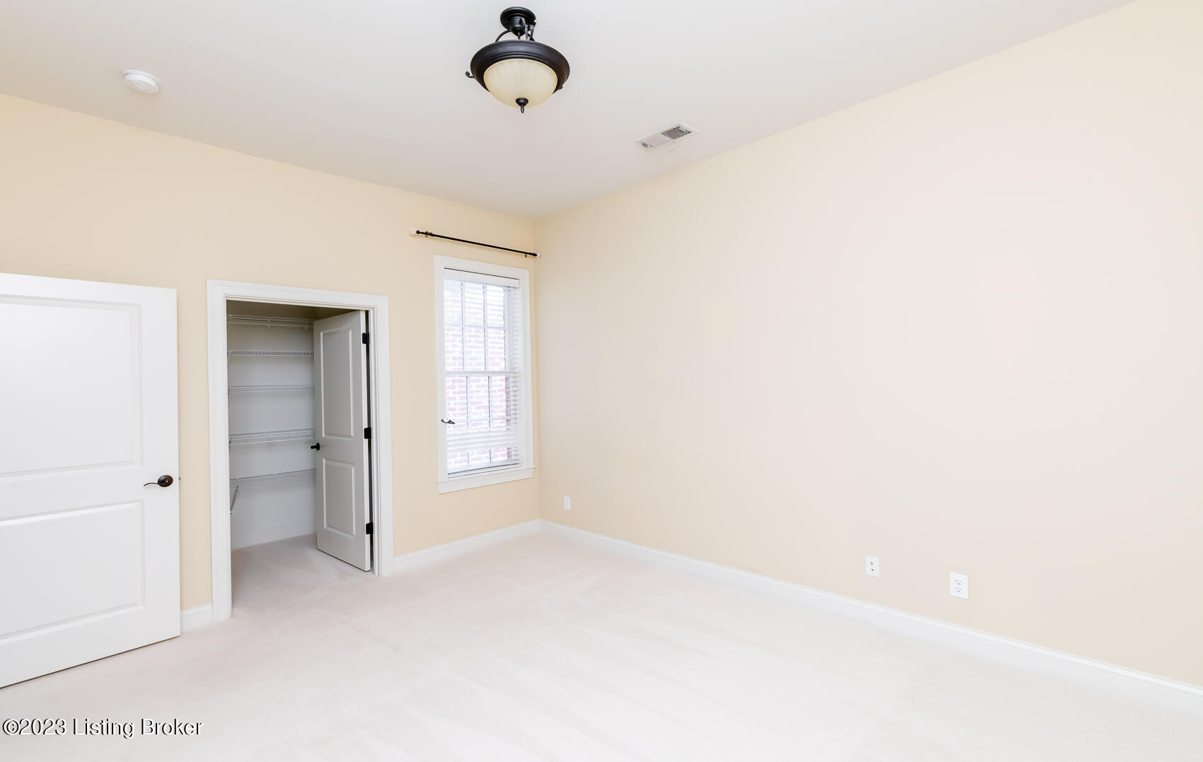 9508 Norton Commons Blvd, 201