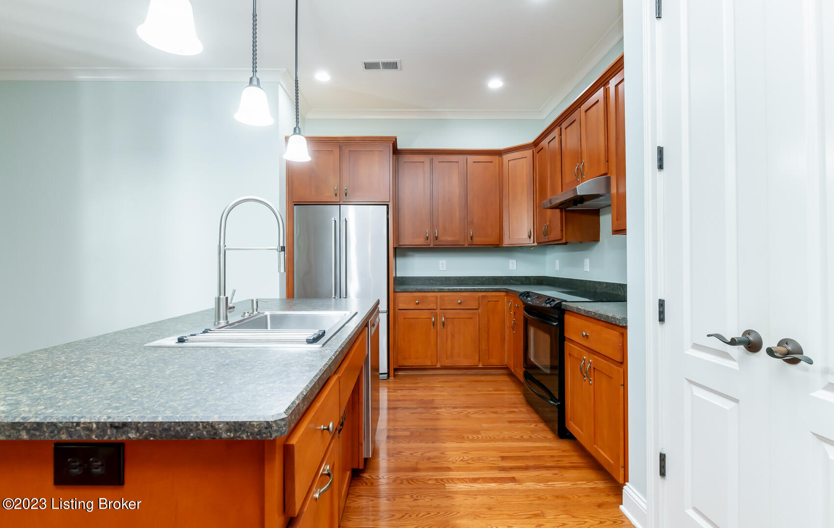 9508 Norton Commons Blvd, 201