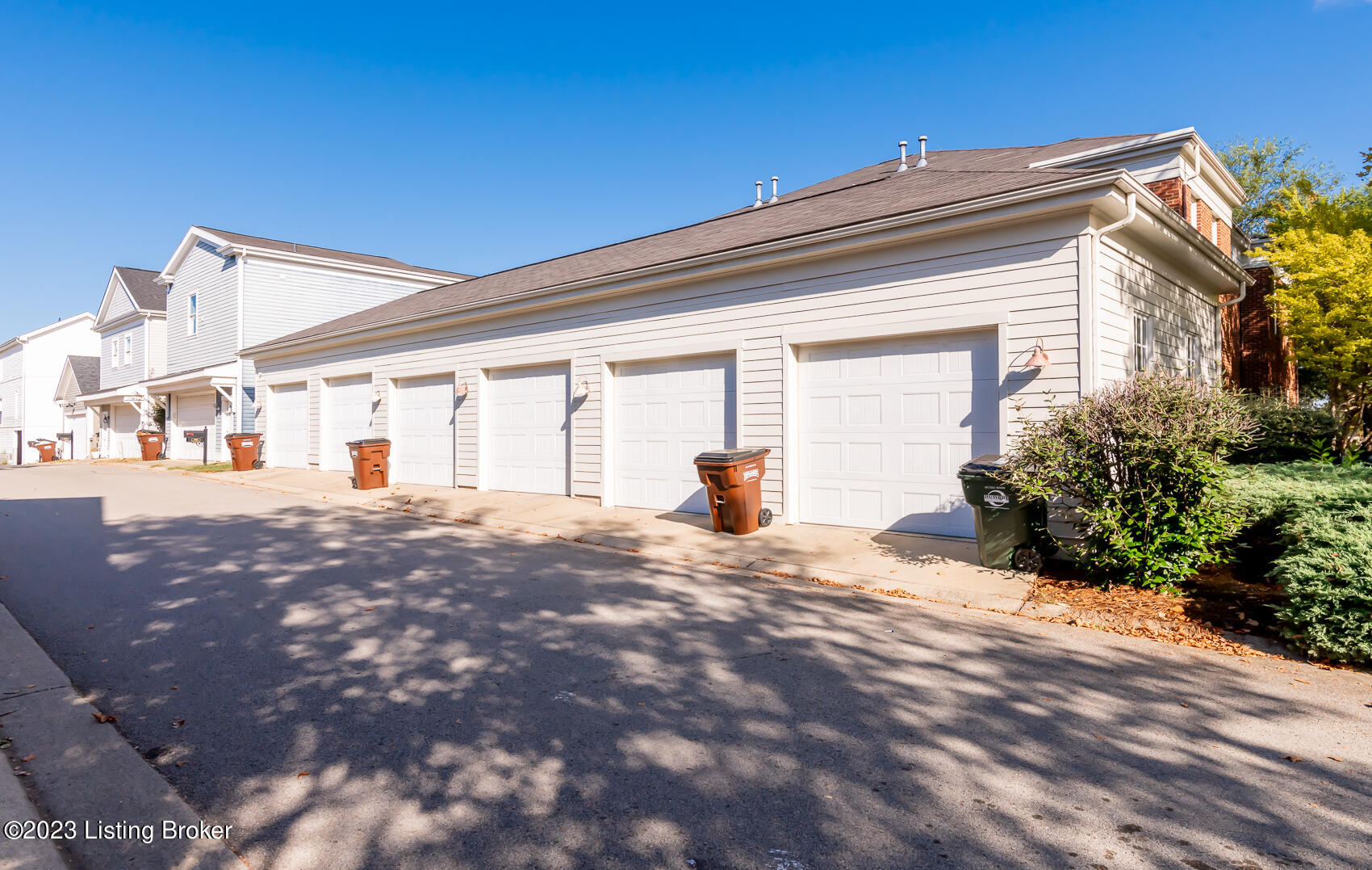 9508 Norton Commons Blvd, 201