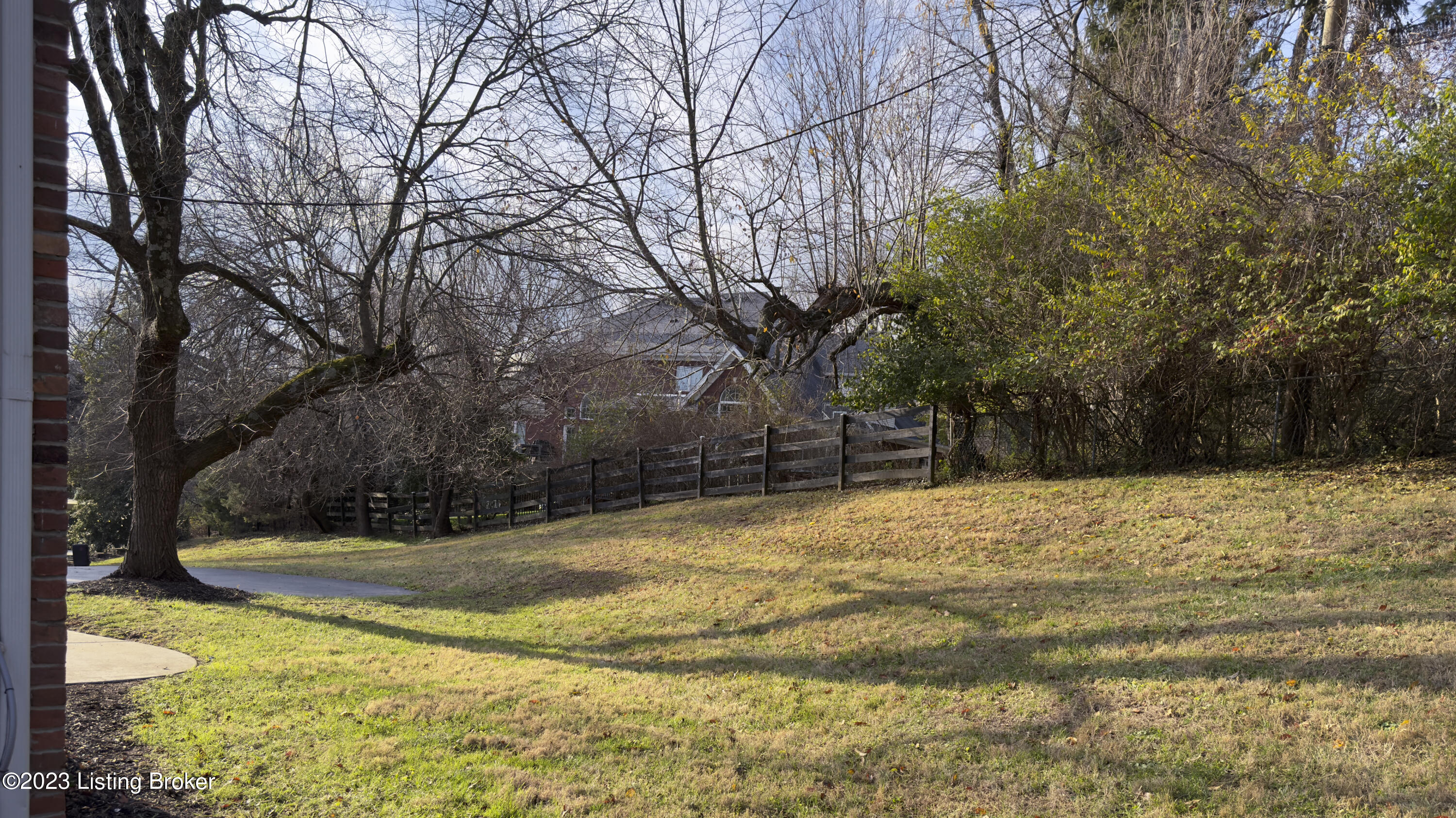 5803 Brittany Valley Rd