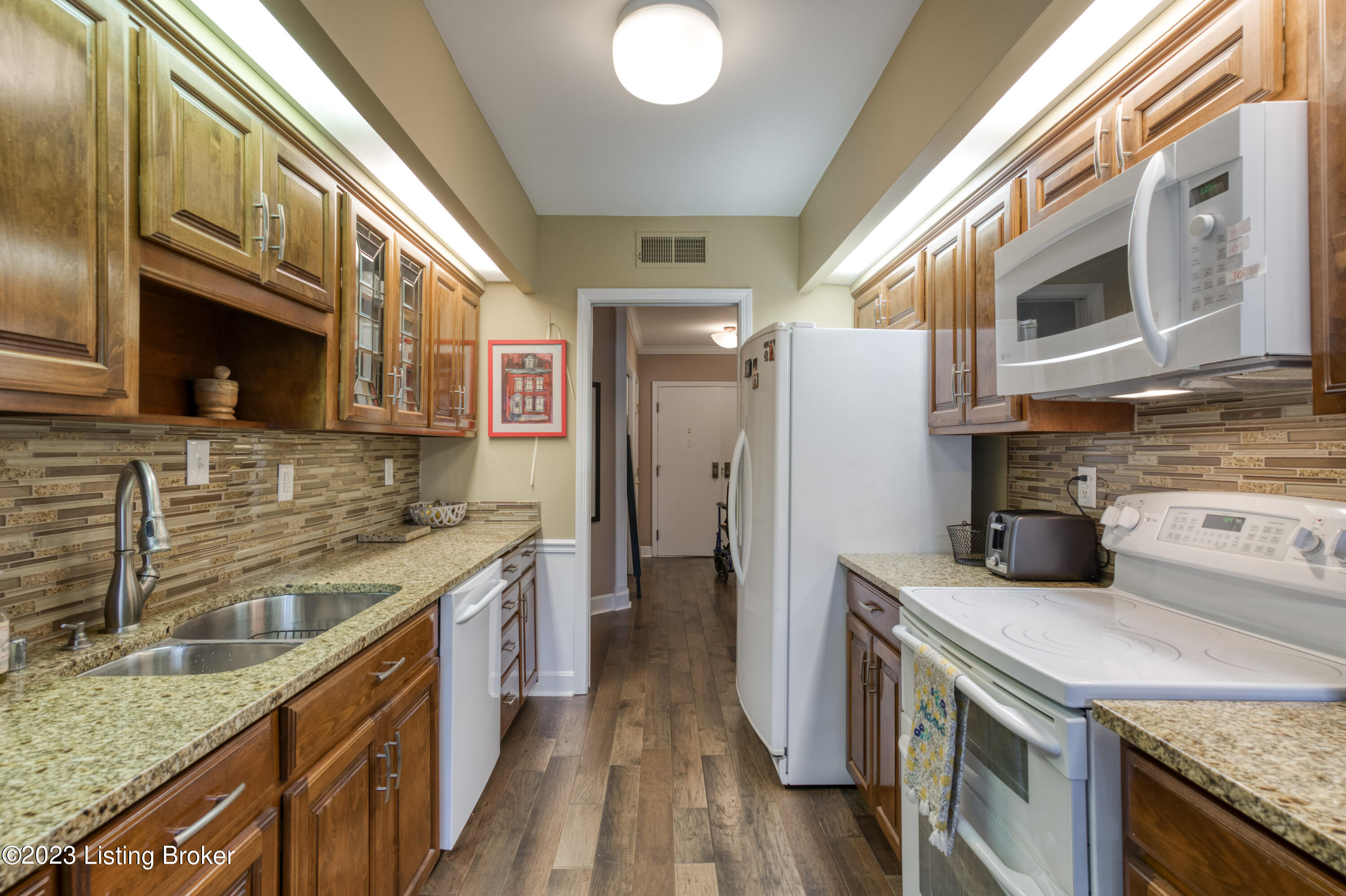 5601 Coach Gate Wynde, 16
