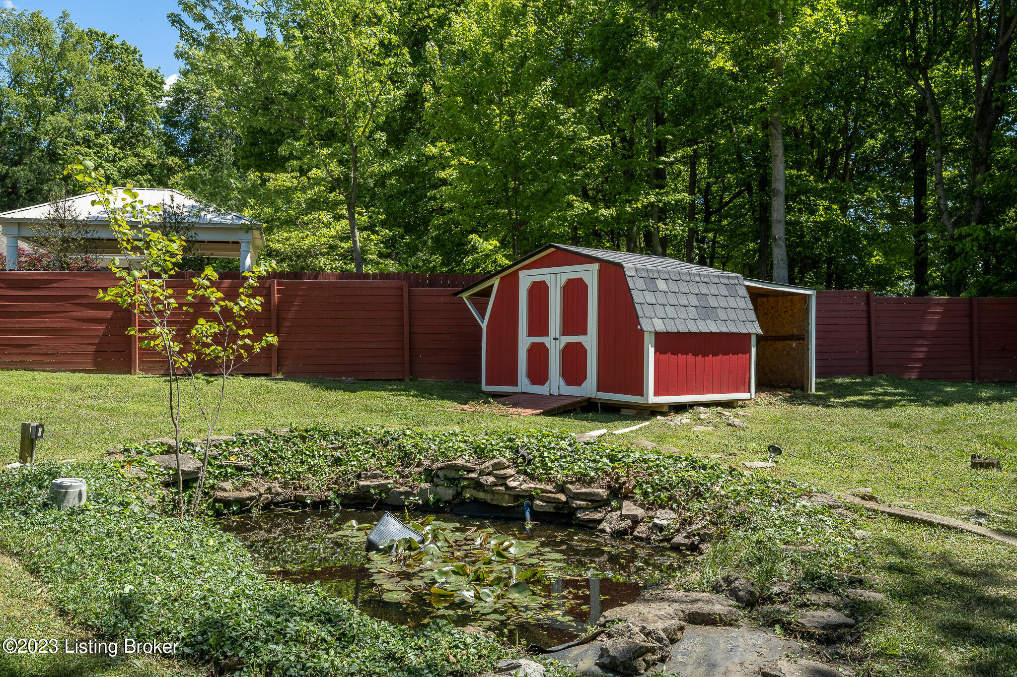 814 Green Willow Way