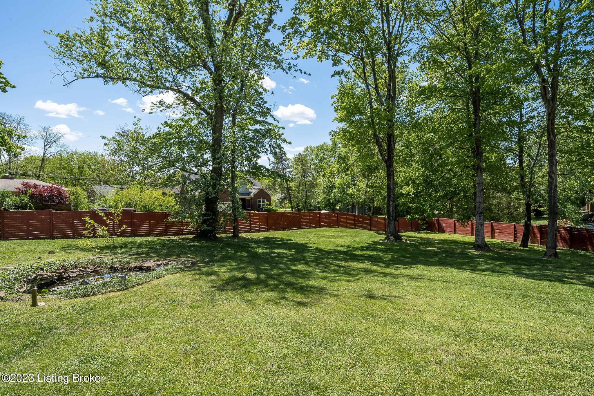 814 Green Willow Way