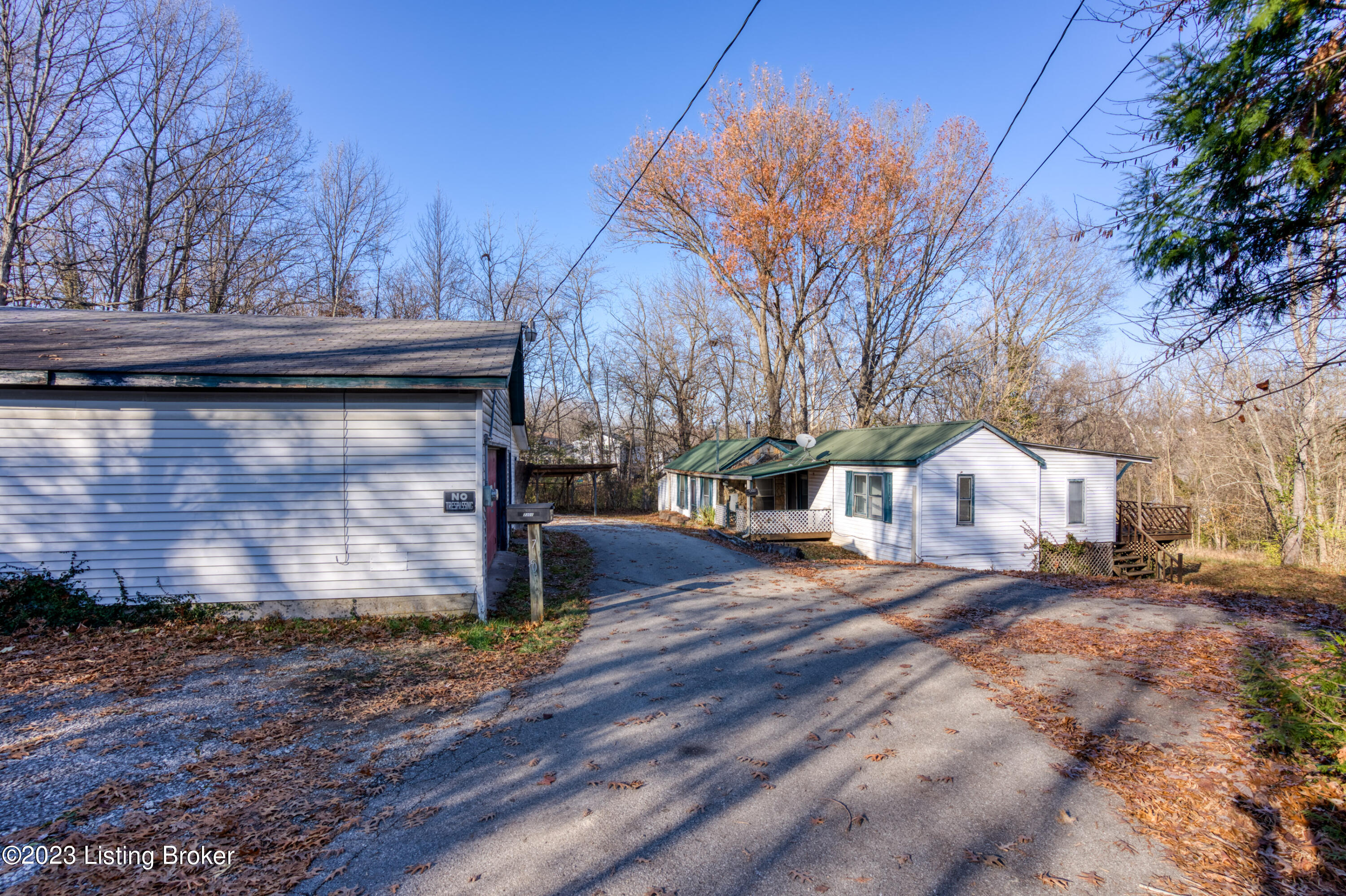 7301 Peyton Ave