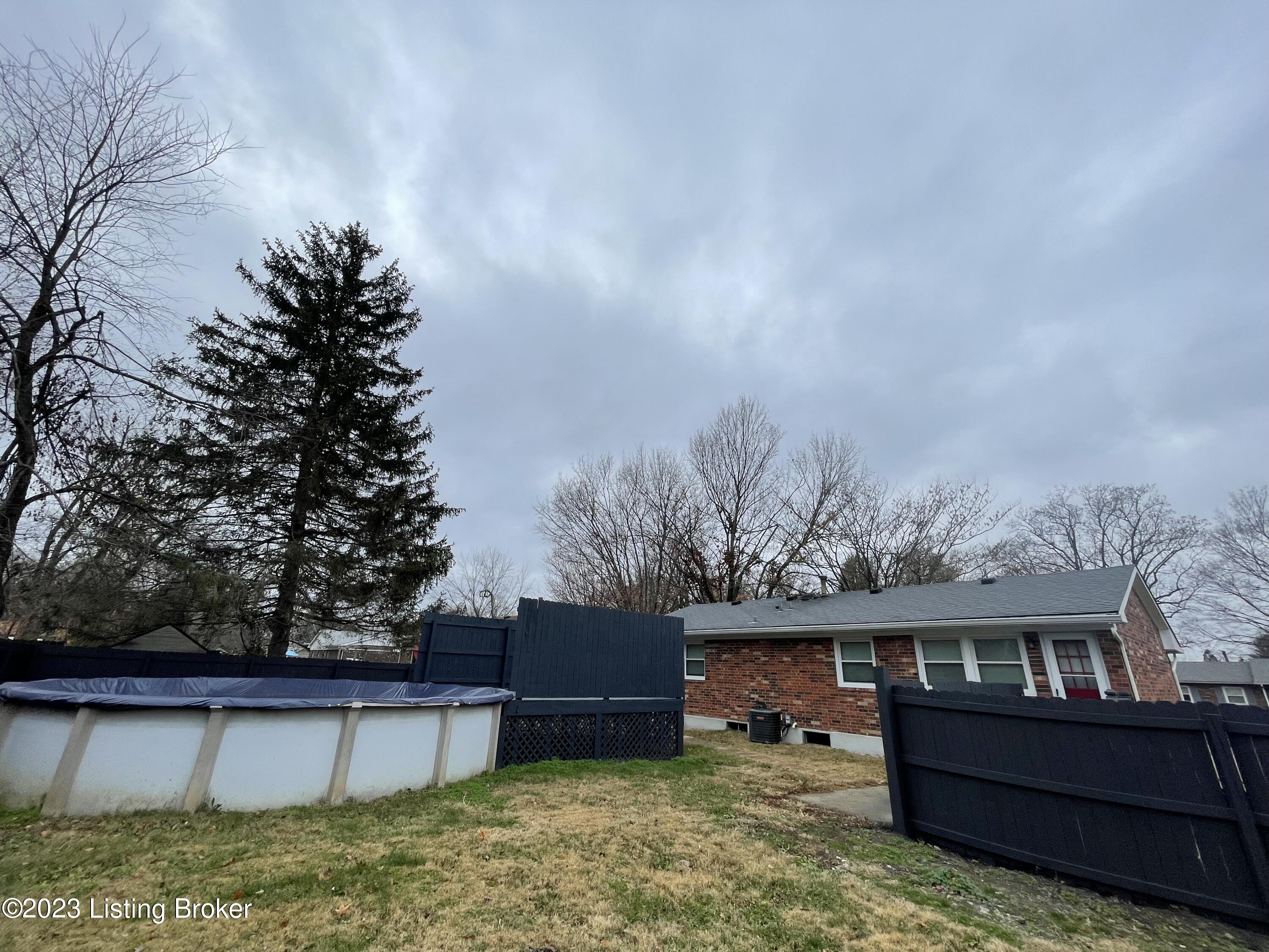 2903 Gleeson Ln