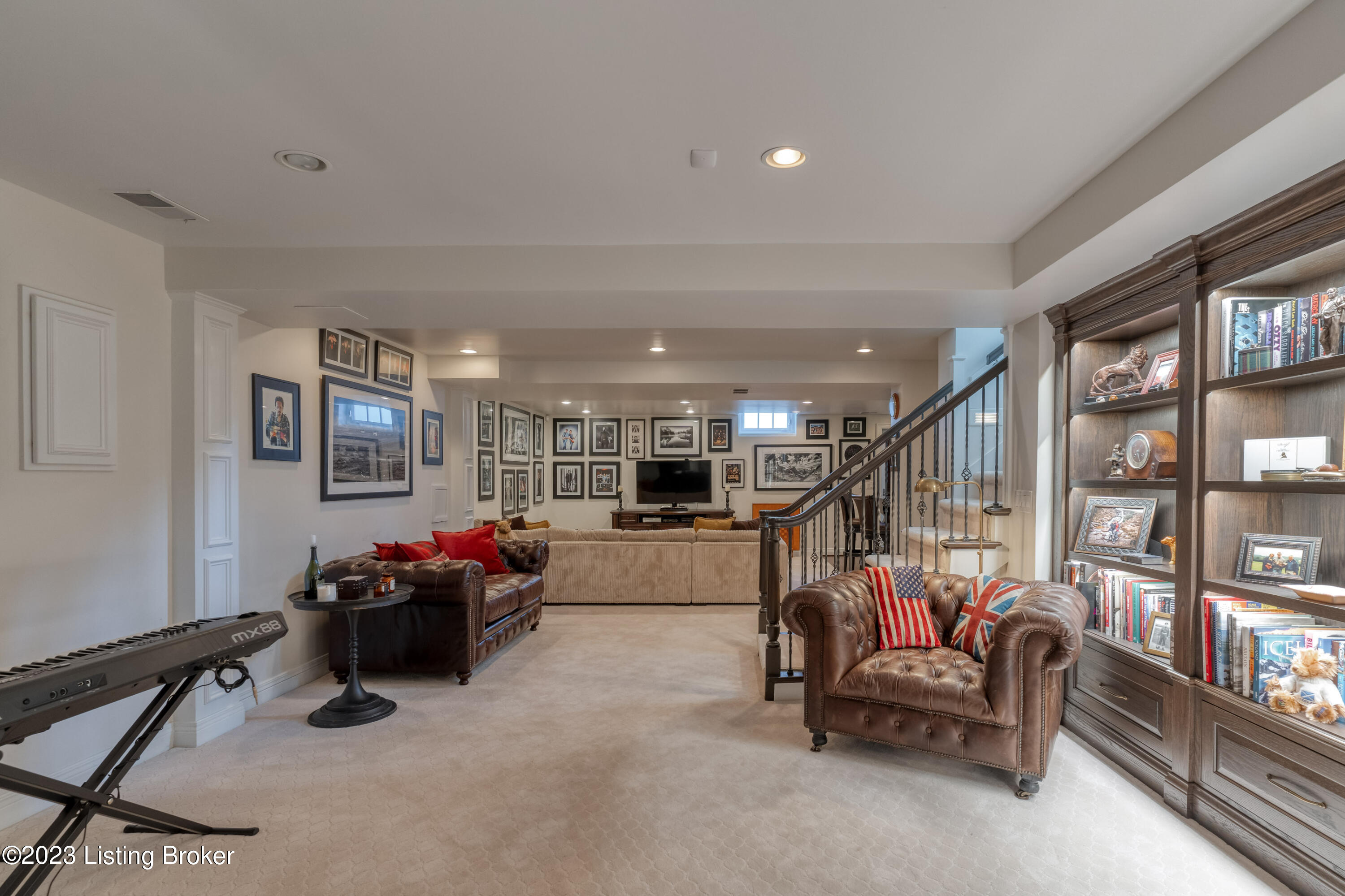 524 Barberry Ln
