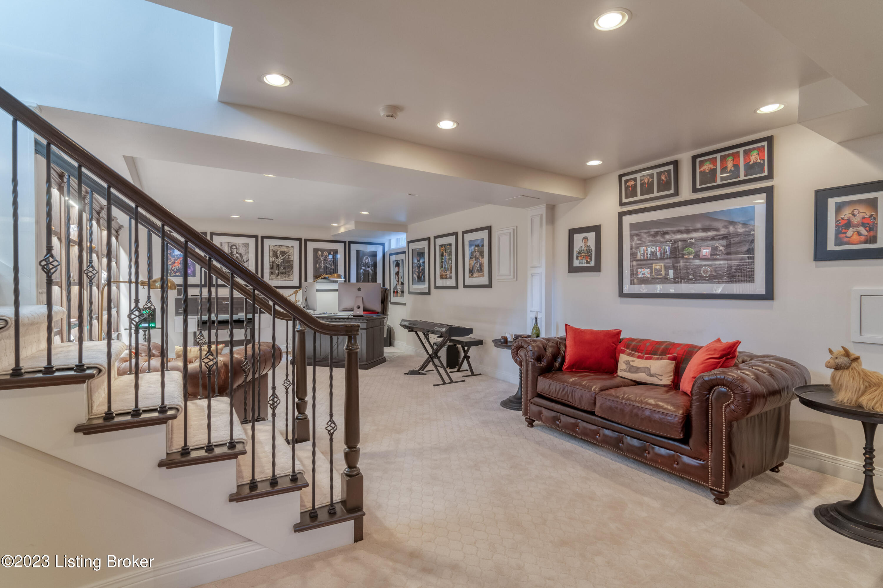 524 Barberry Ln