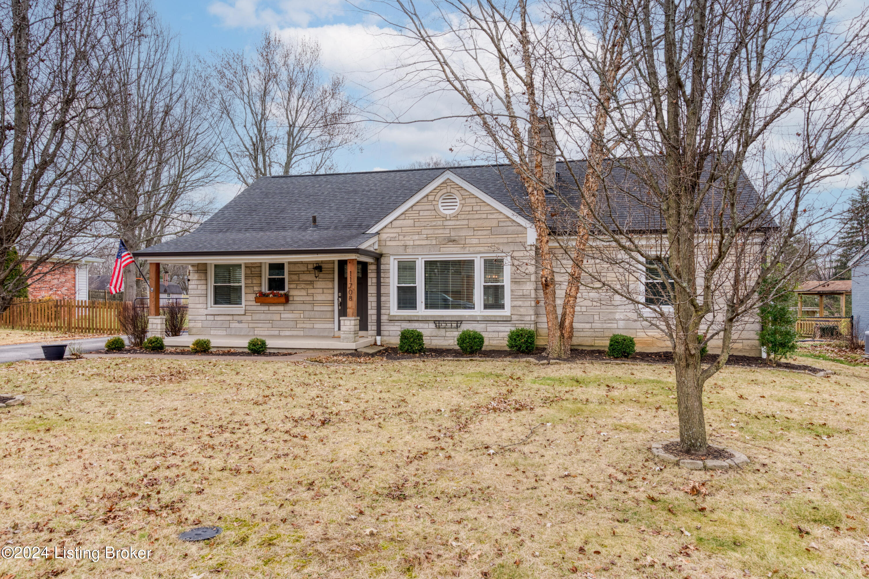 11708 Herrick Ln