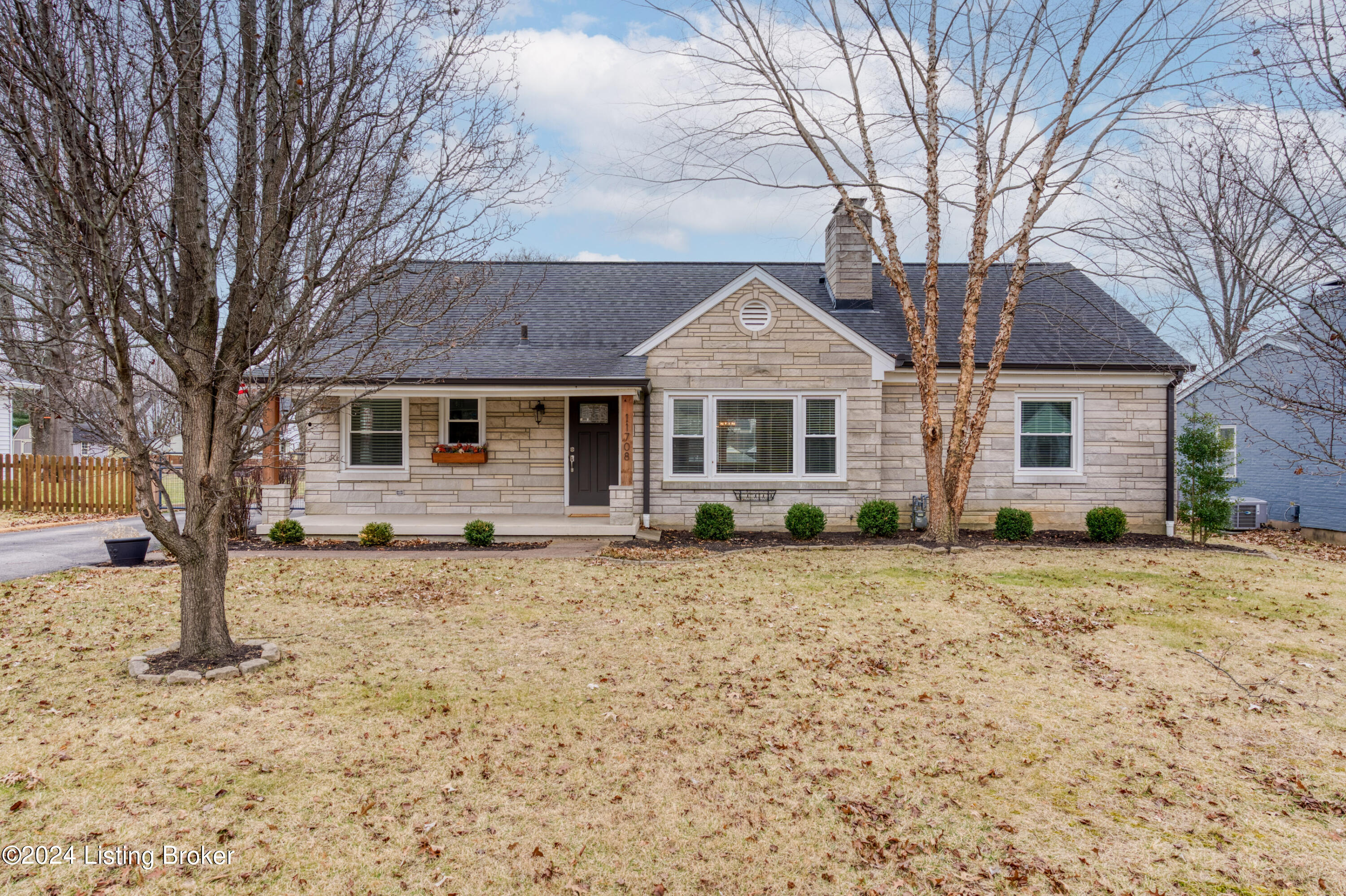11708 Herrick Ln