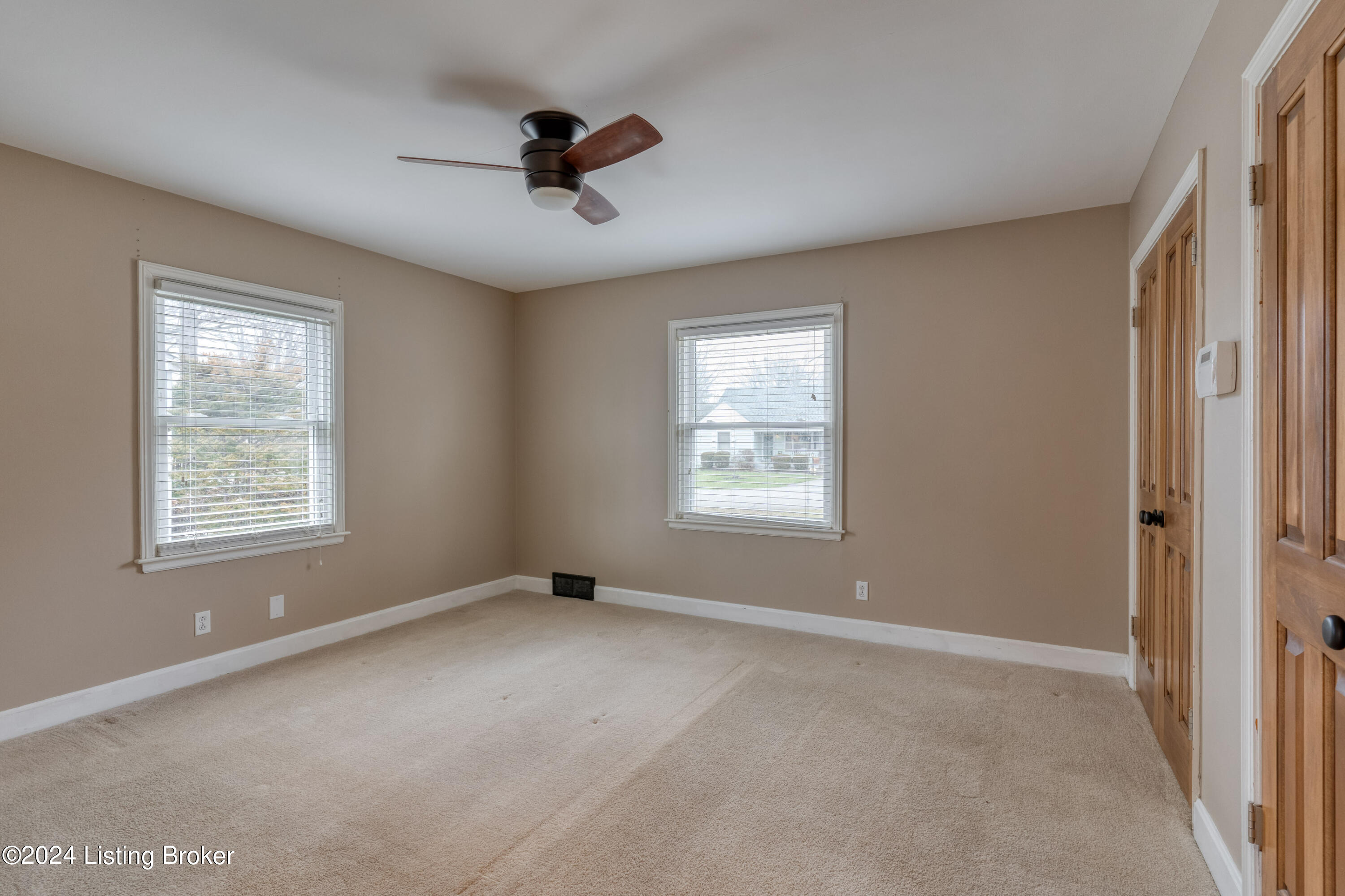 11708 Herrick Ln