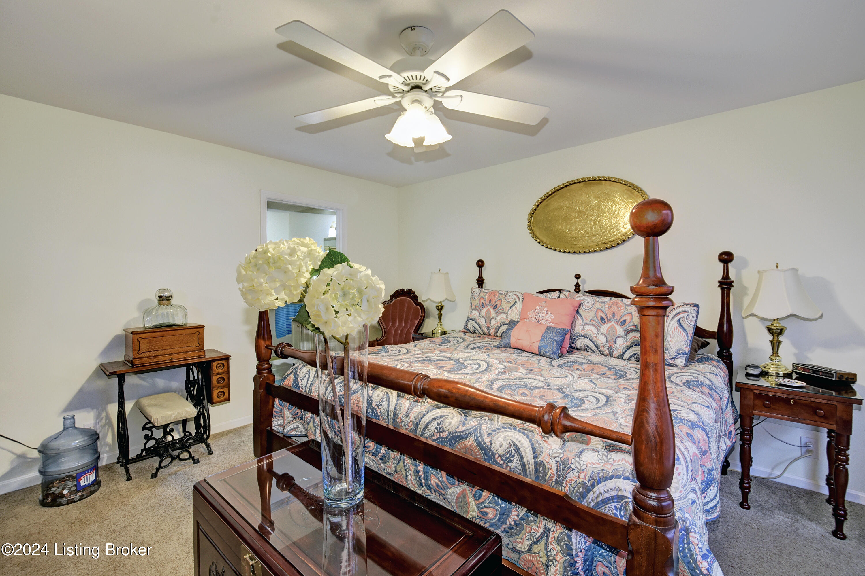 7802 Fern Gardens Way