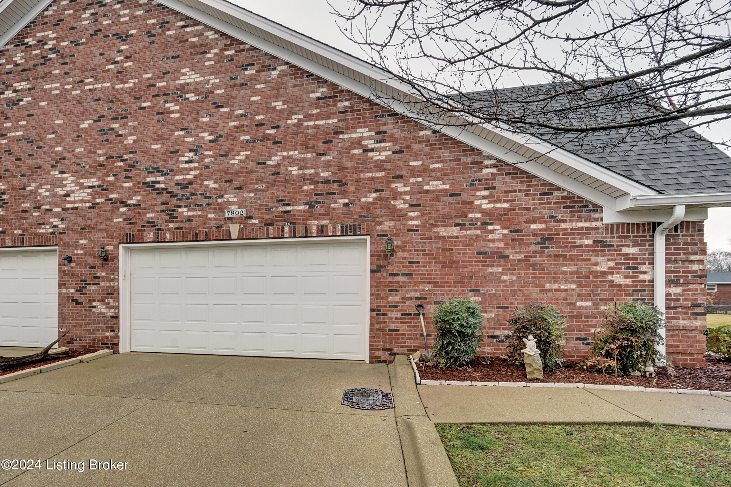 7802 Fern Gardens Way