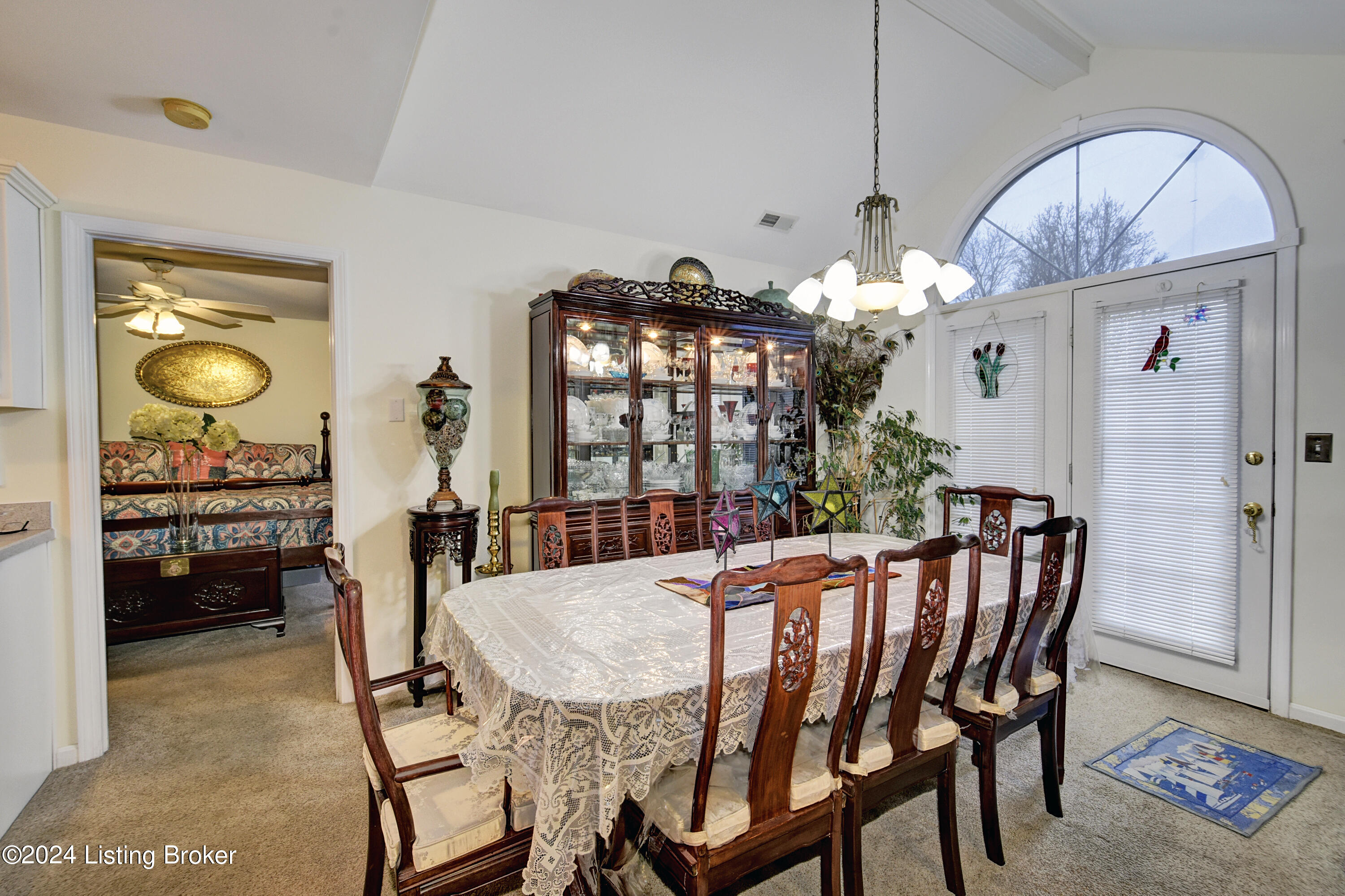 7802 Fern Gardens Way
