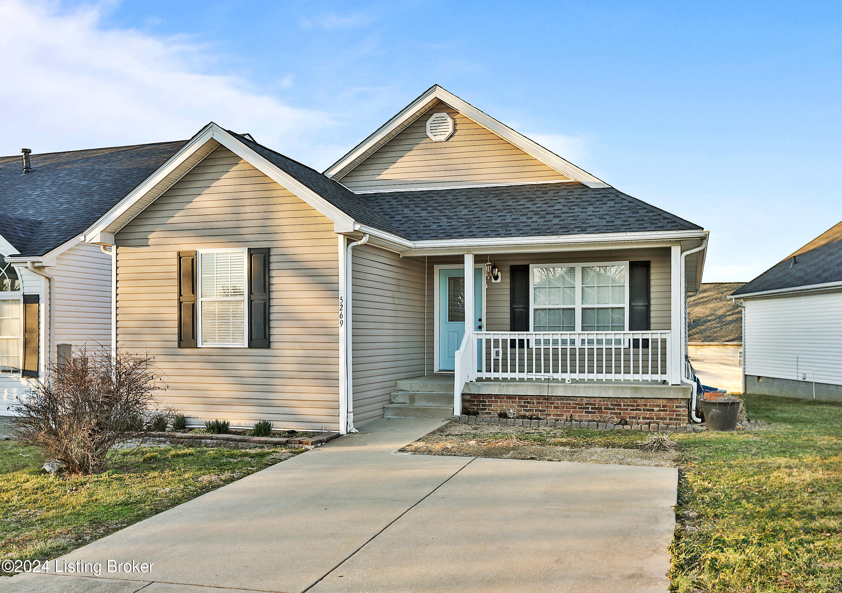 5269 Dobson Ln
