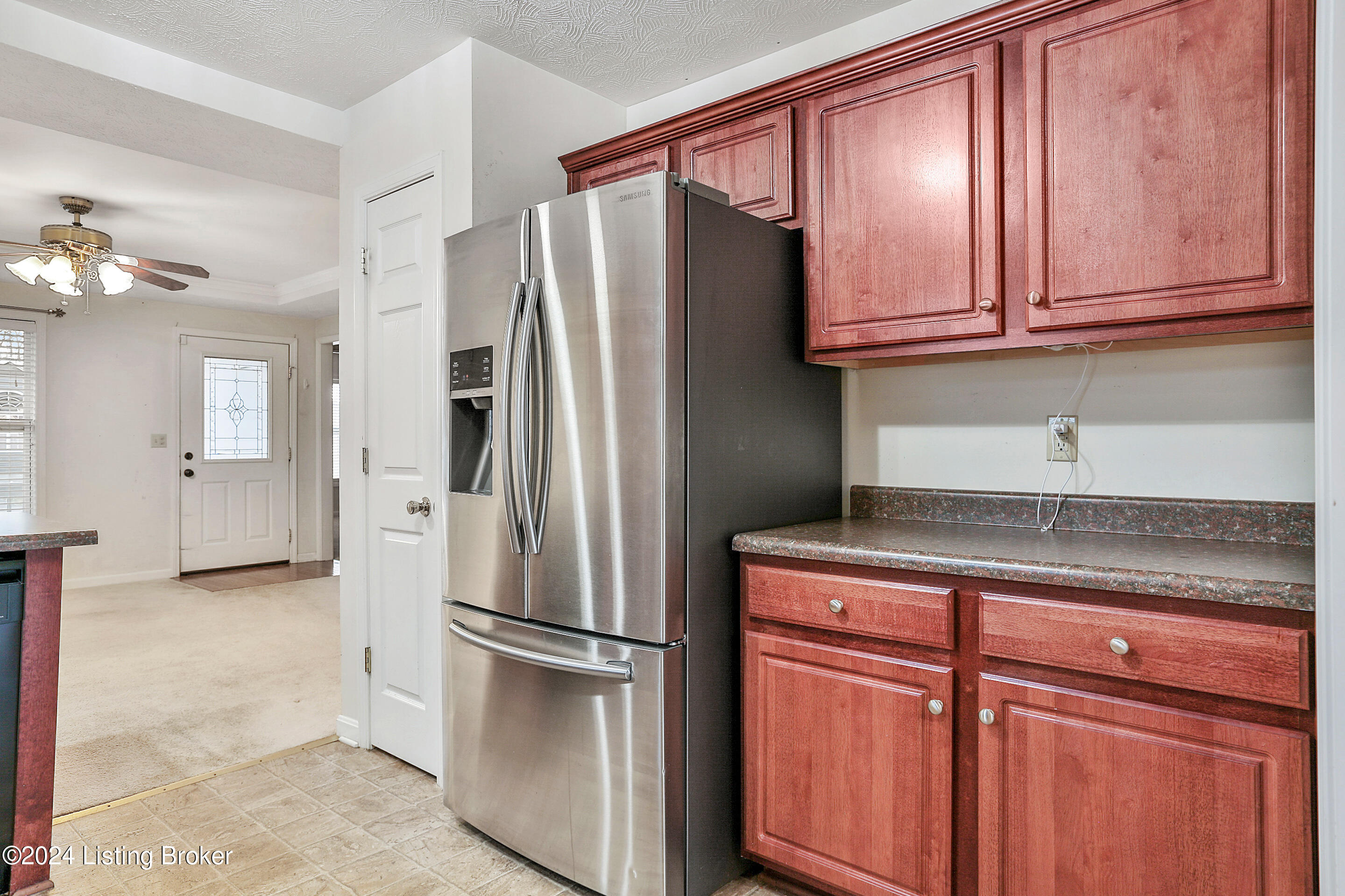 5269 Dobson Ln