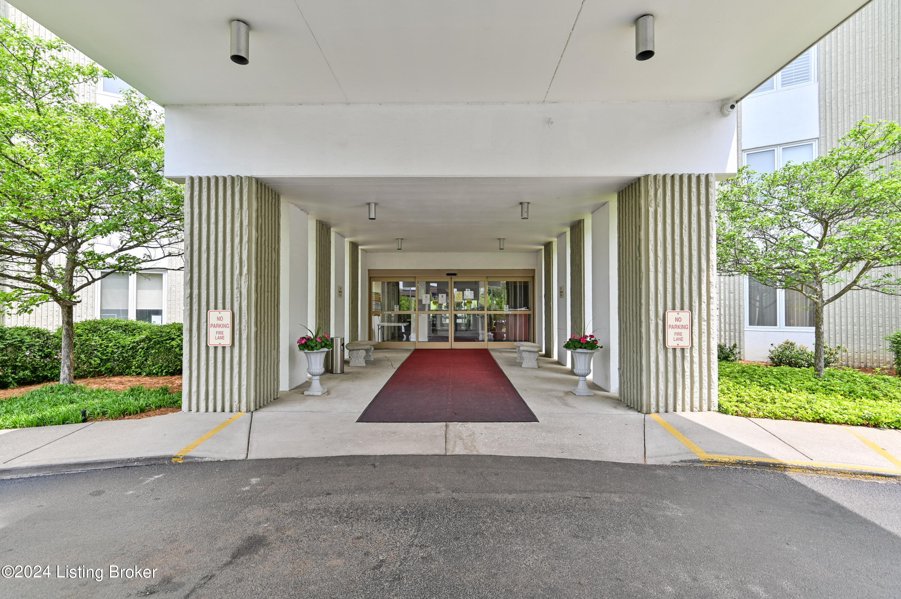 5100 US Highway 42, 541