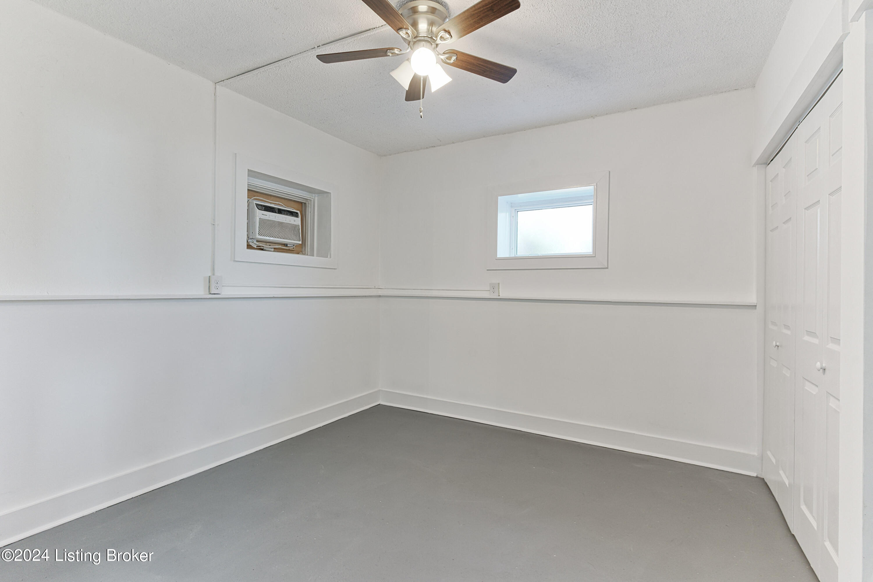 1360 Eastern Pkwy, 19