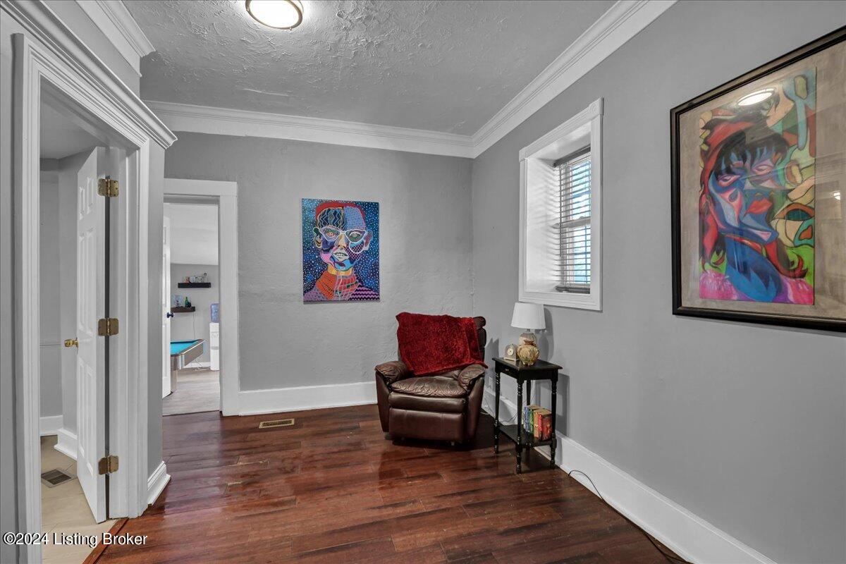 1621 Story Ave