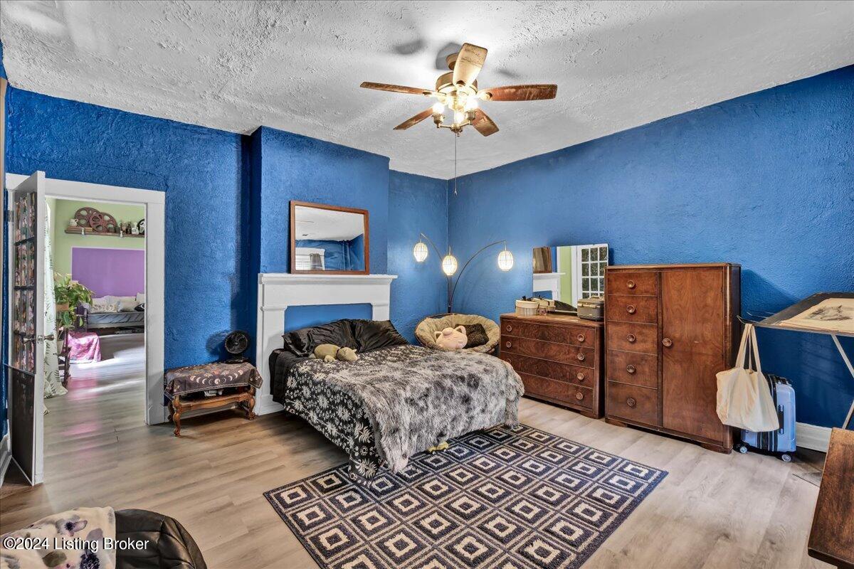 1621 Story Ave
