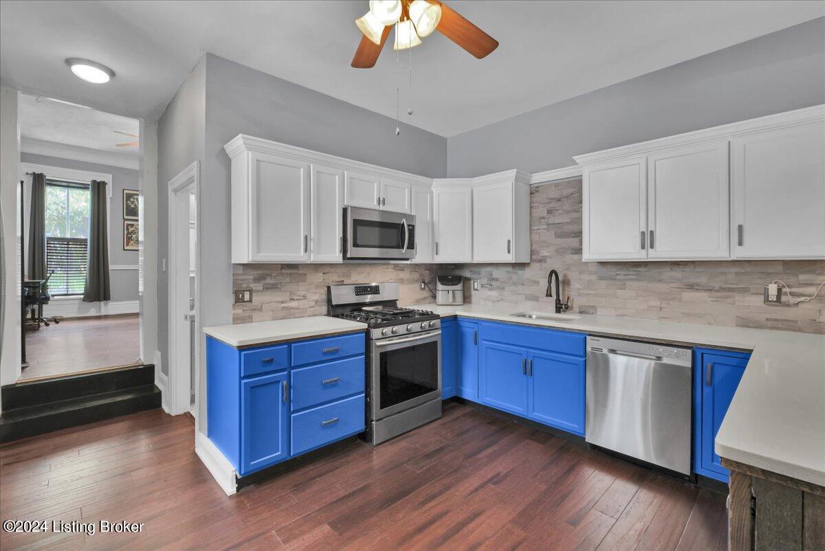 1621 Story Ave