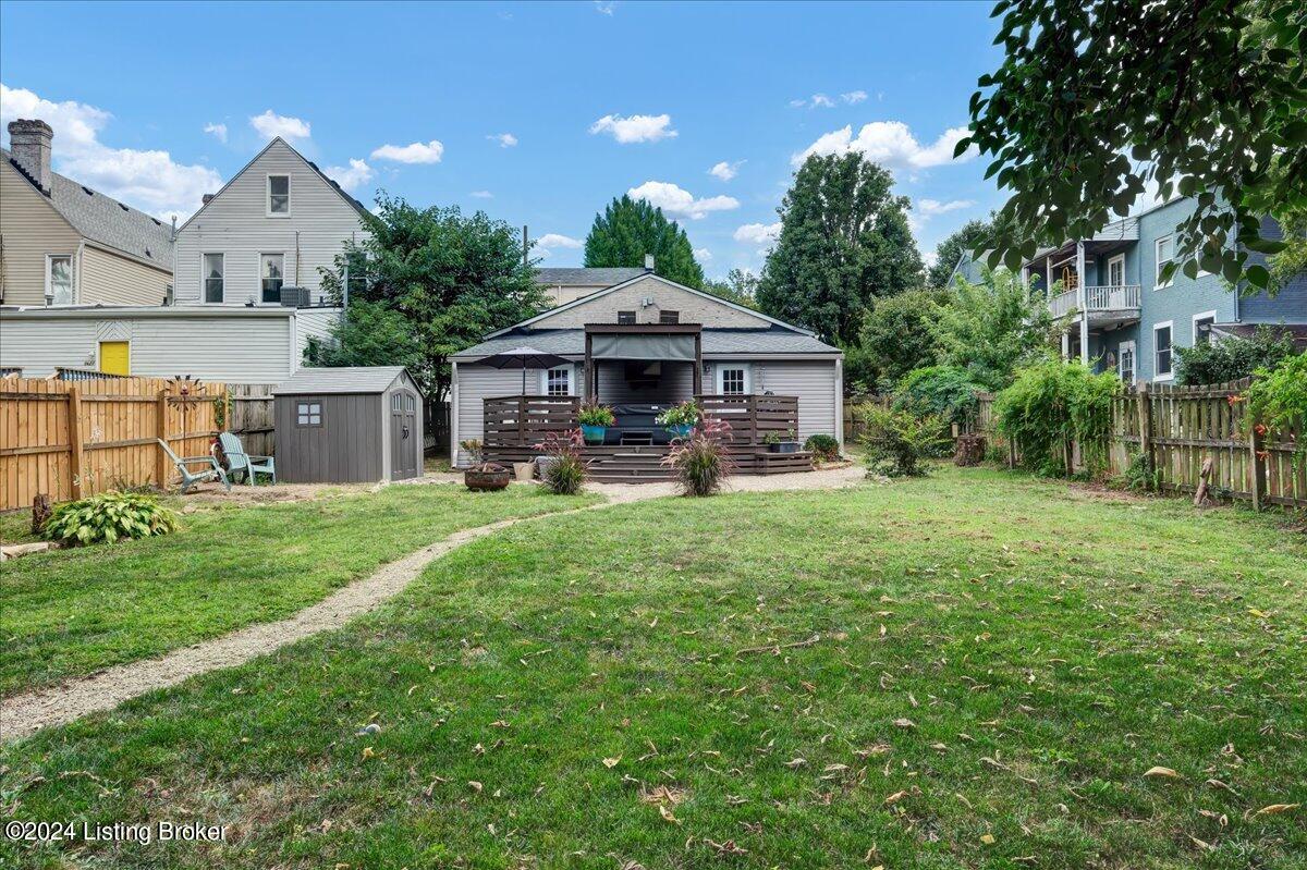 1621 Story Ave