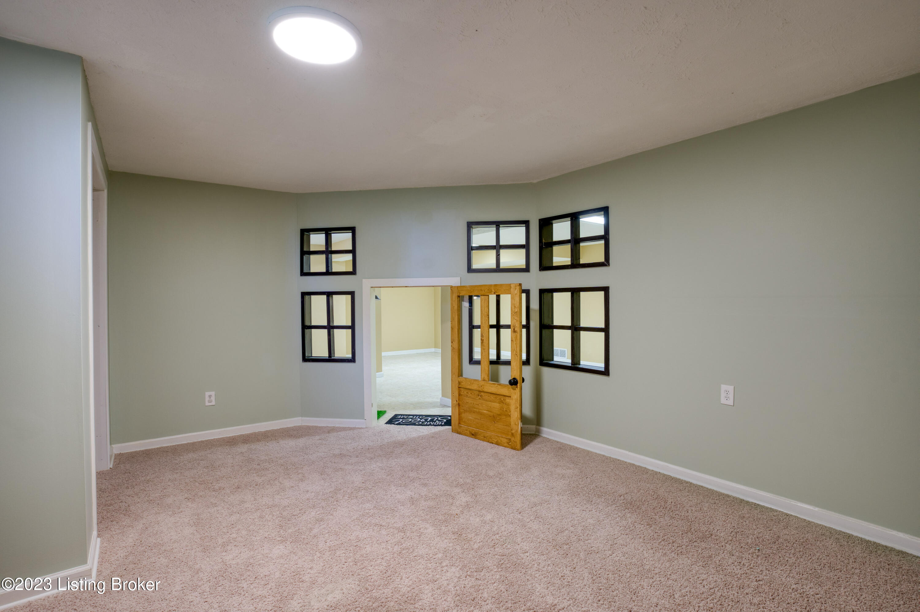 15203 Abington Ridge Pl