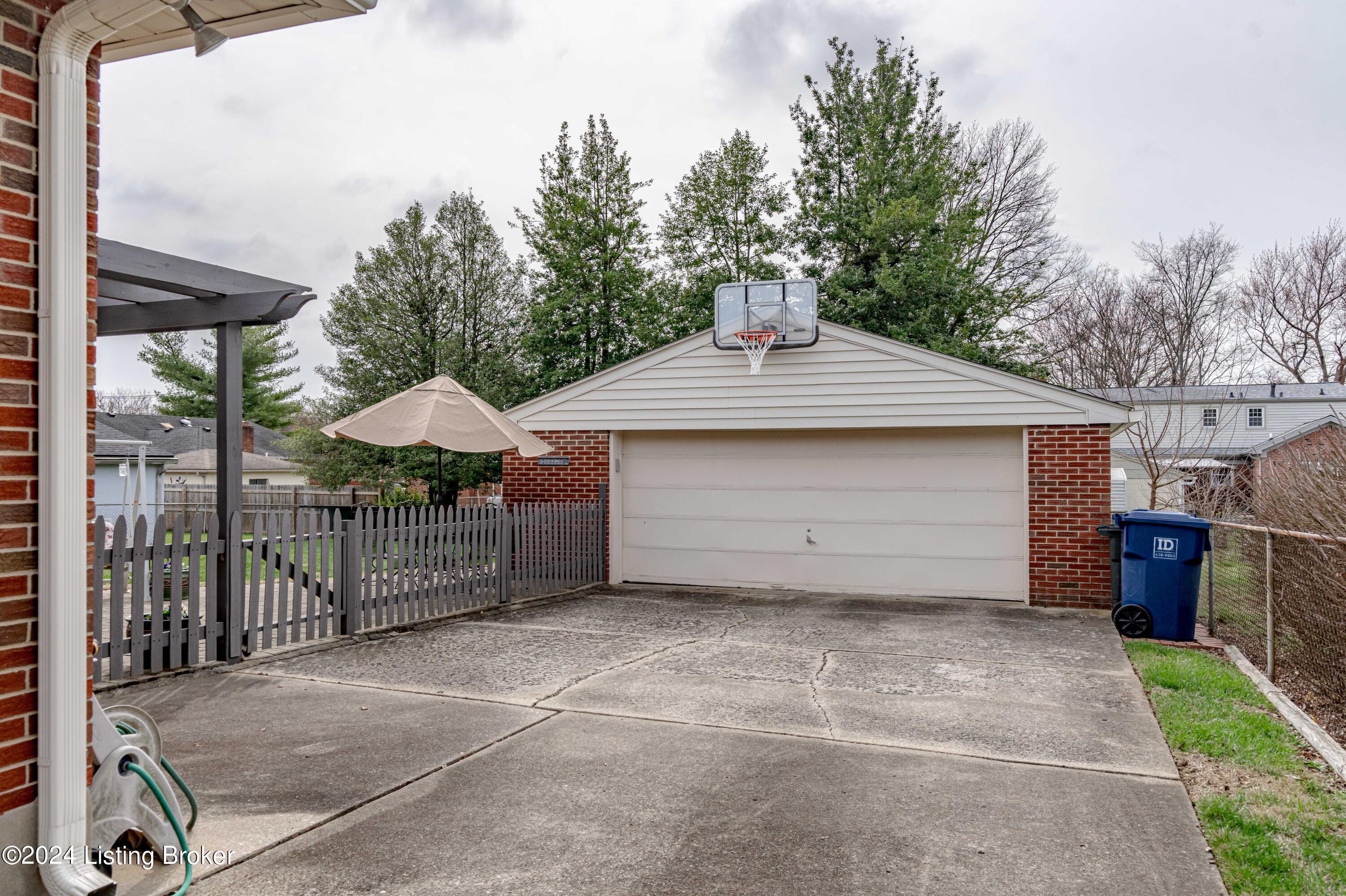 3308 Behr Ct