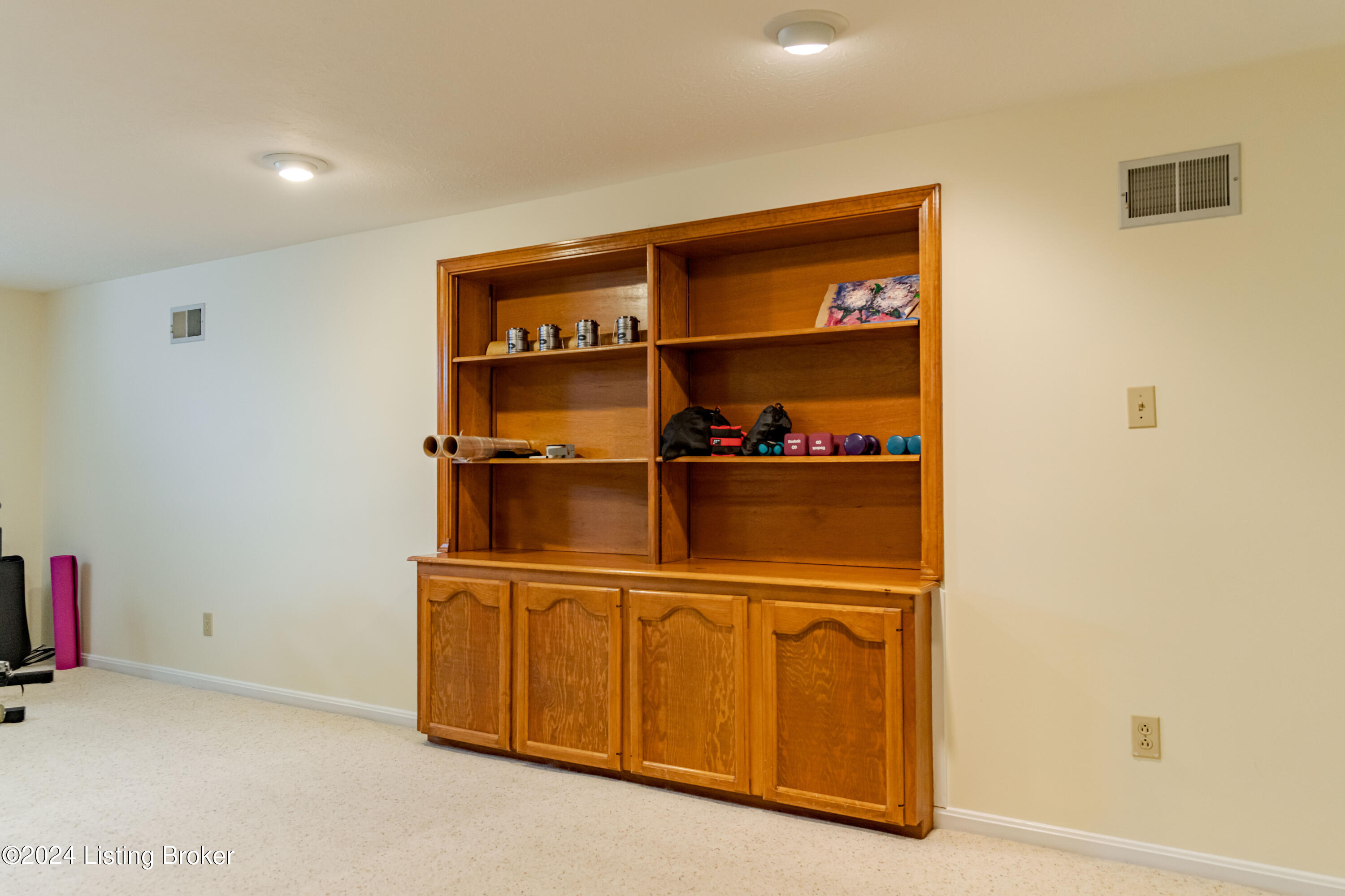 3308 Behr Ct