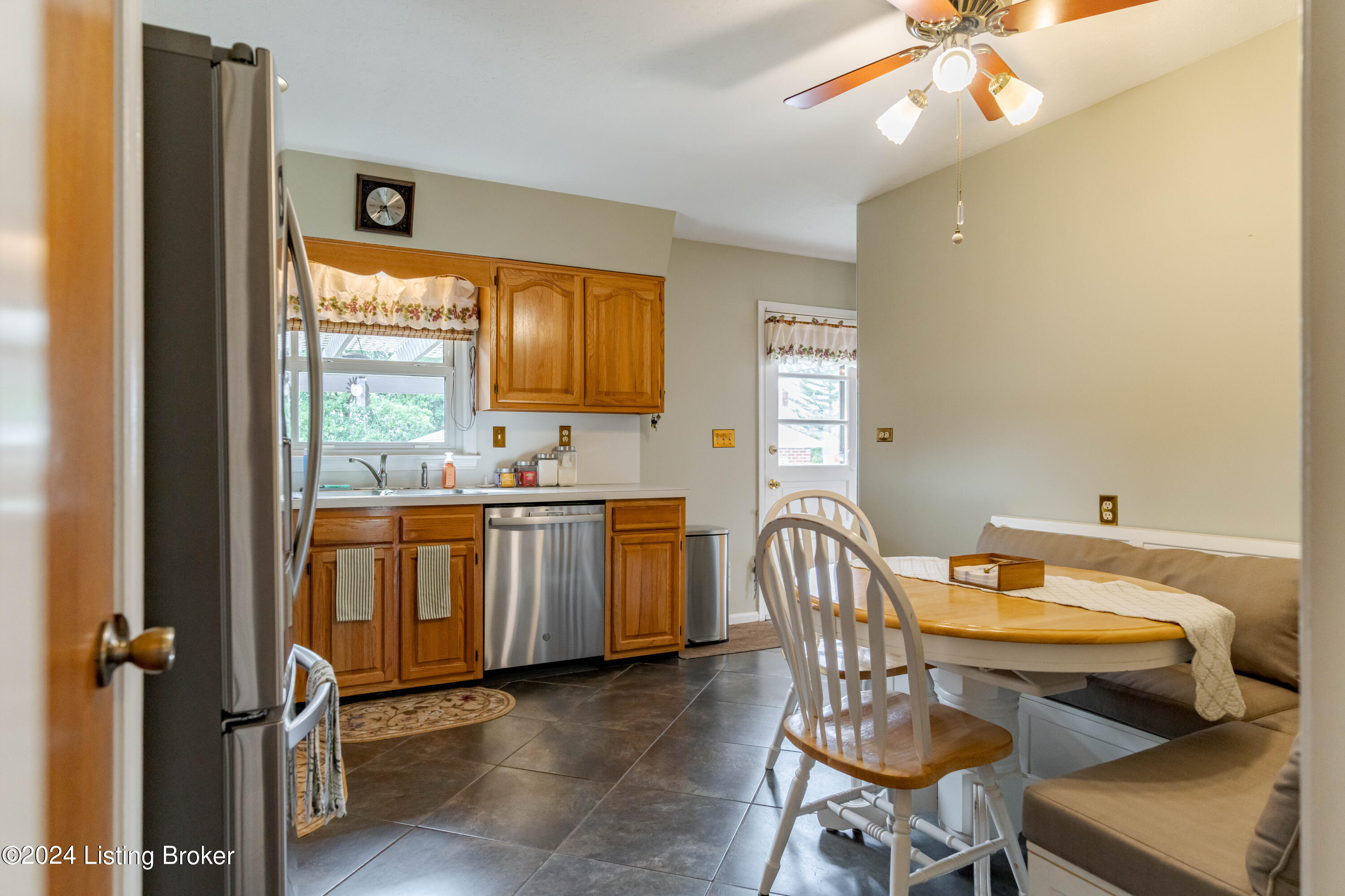 3308 Behr Ct
