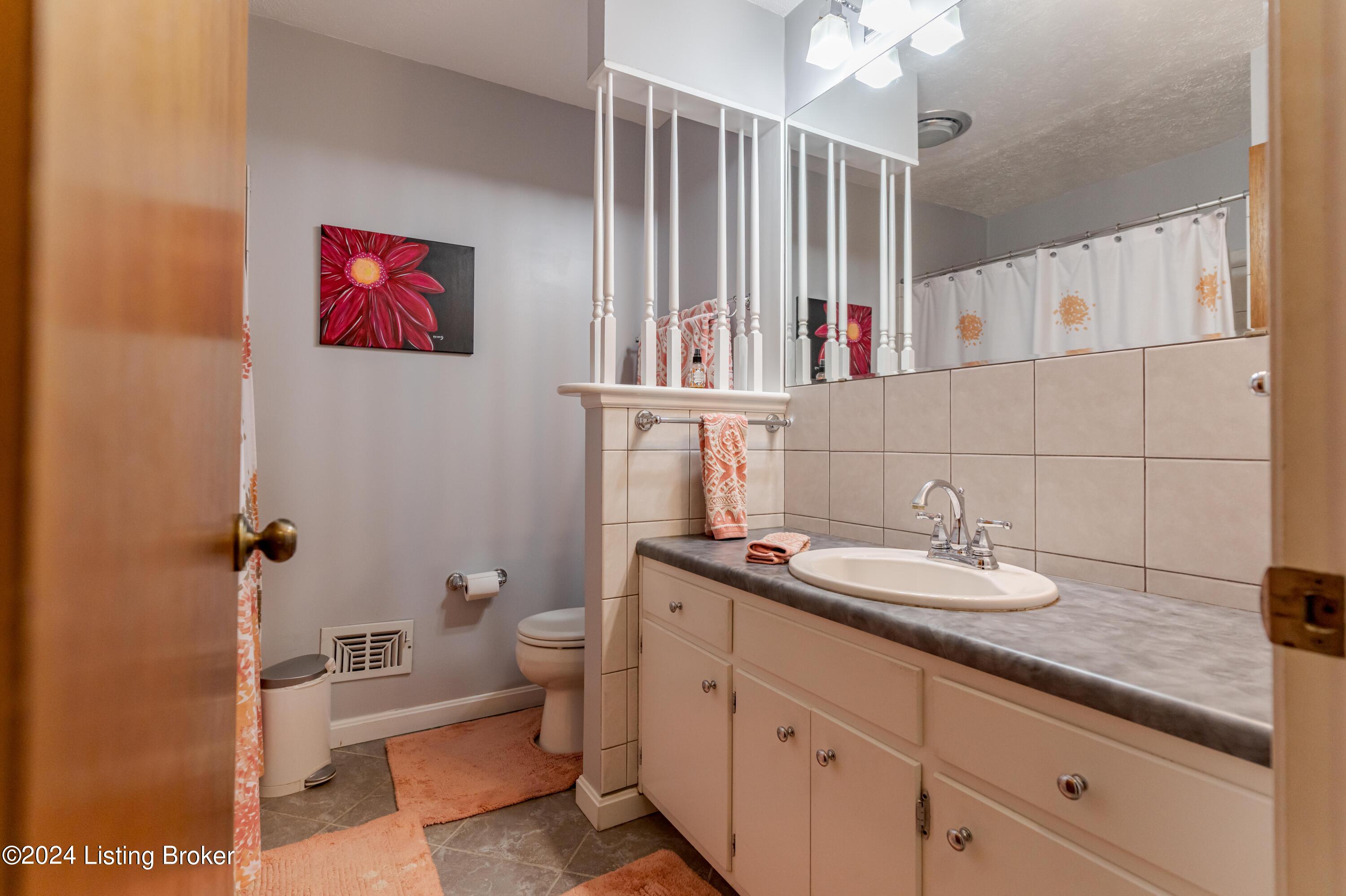 3308 Behr Ct