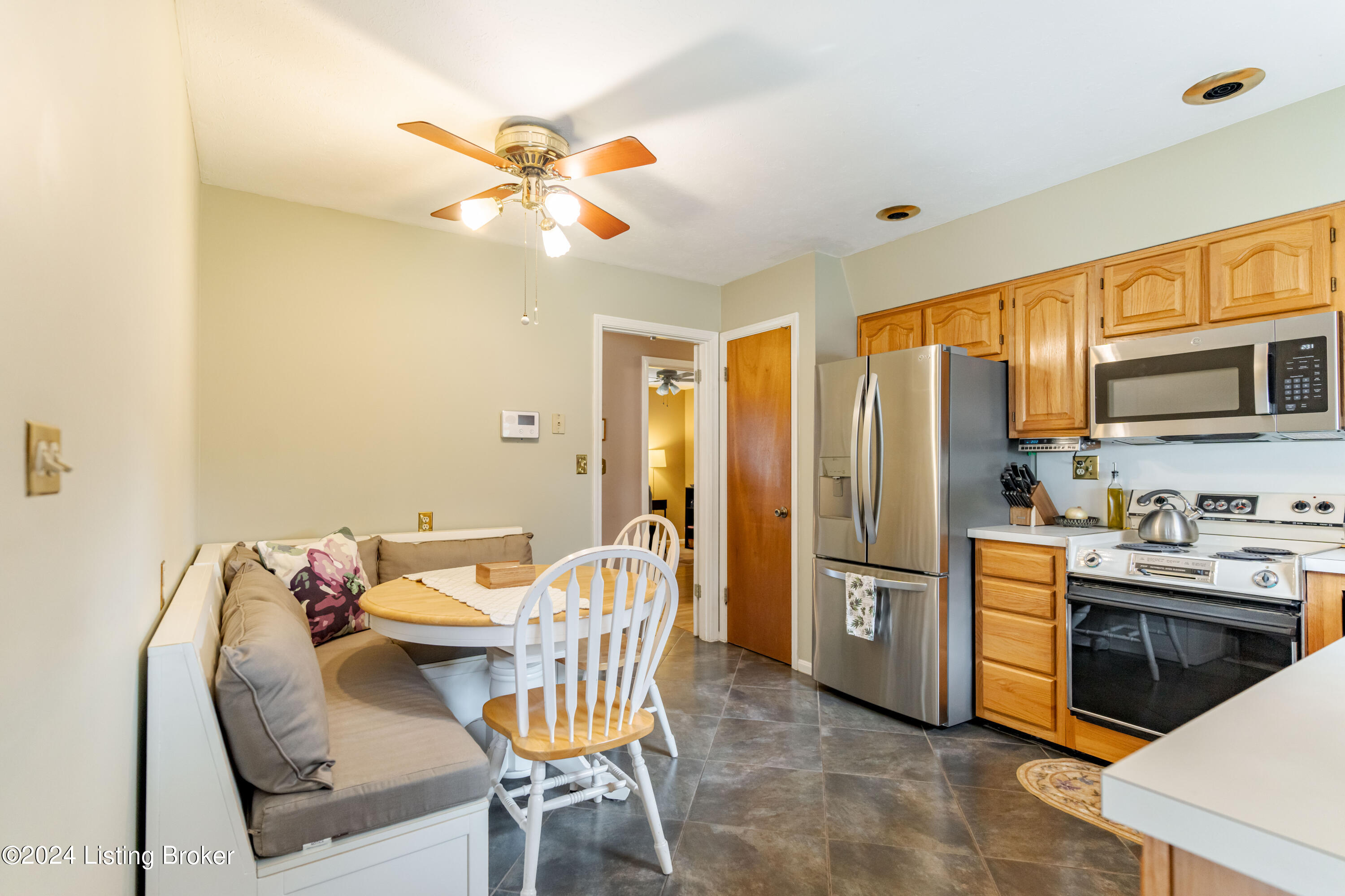 3308 Behr Ct