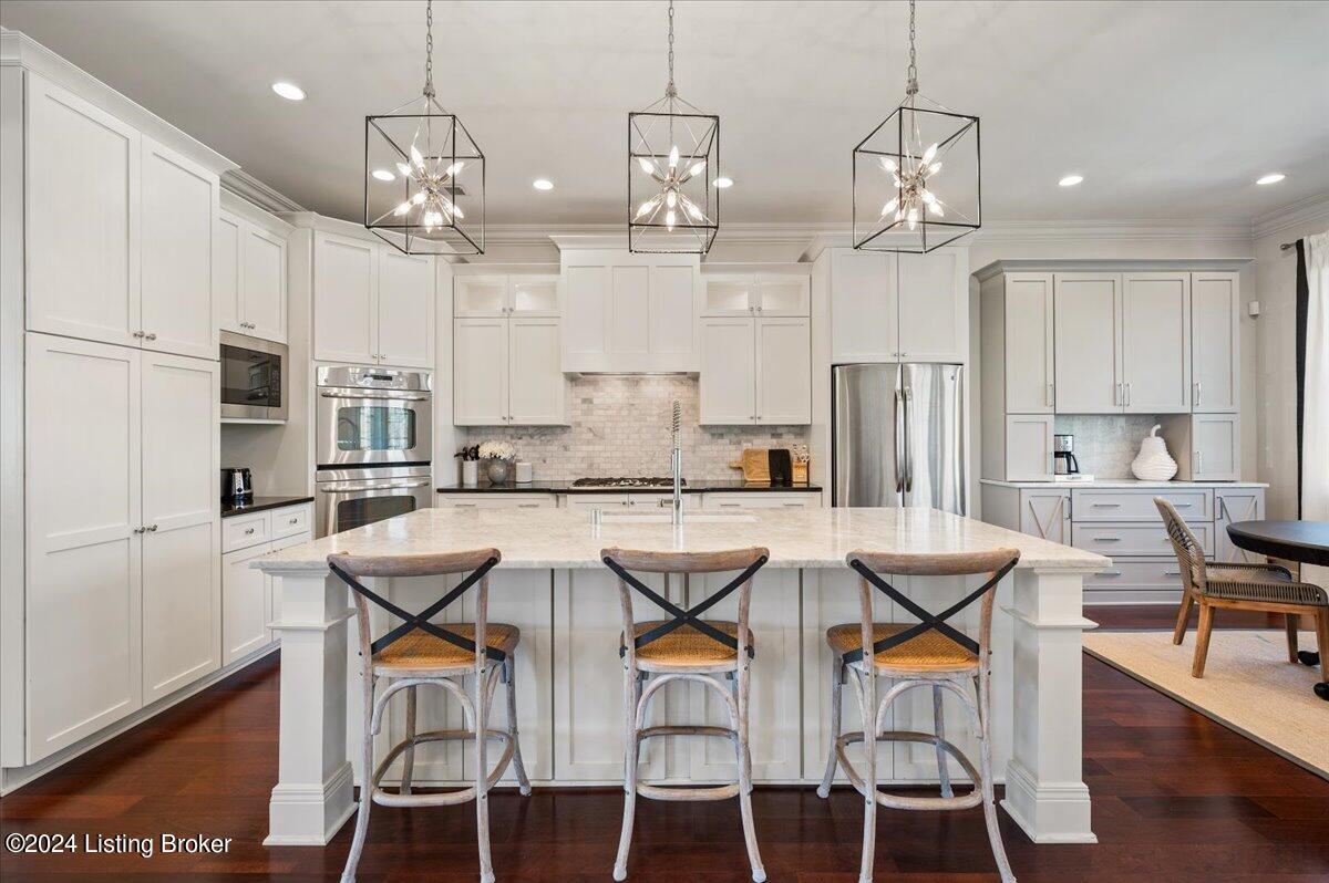 7115 Graf Springs Dr