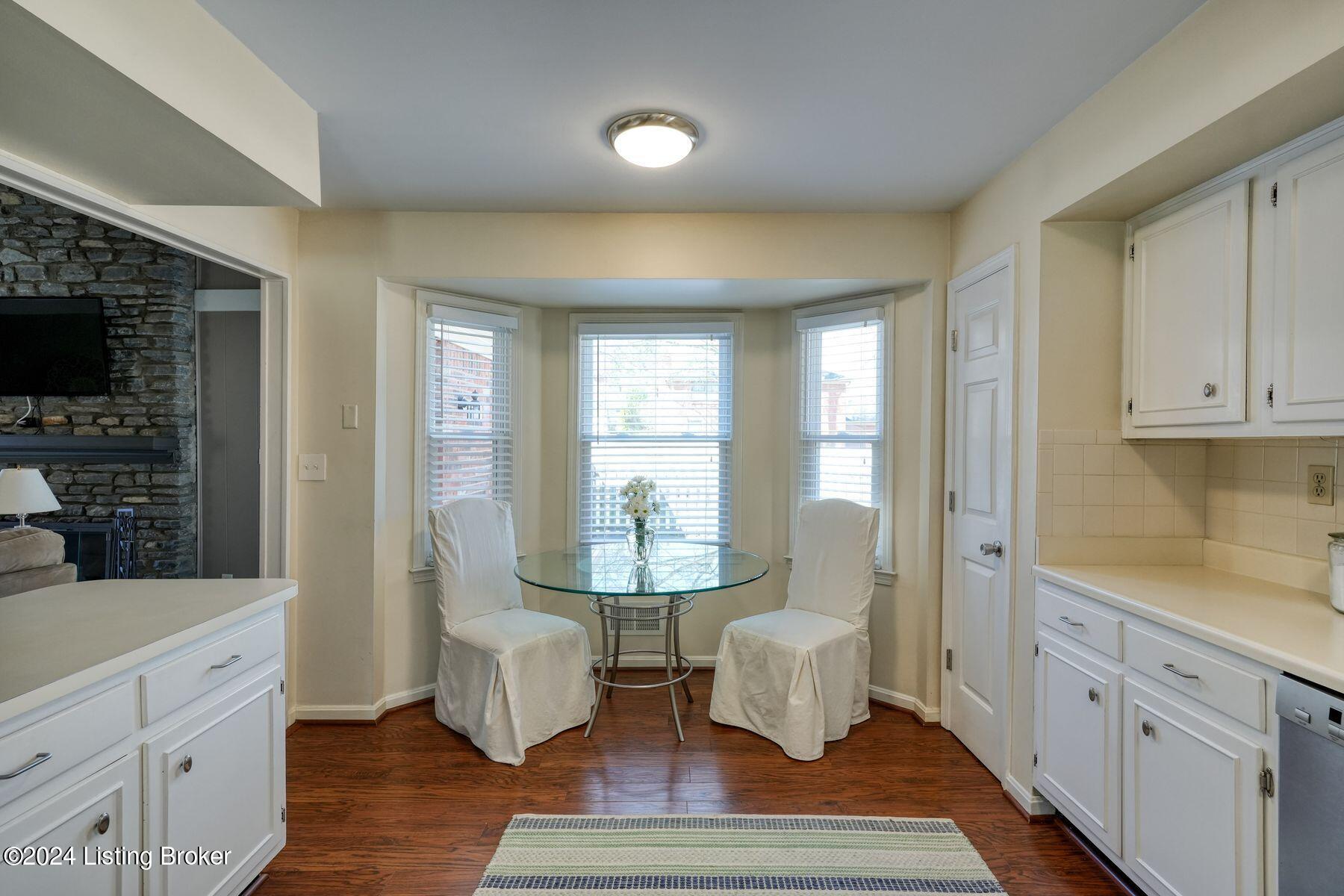 8015 Barbour Manor Dr