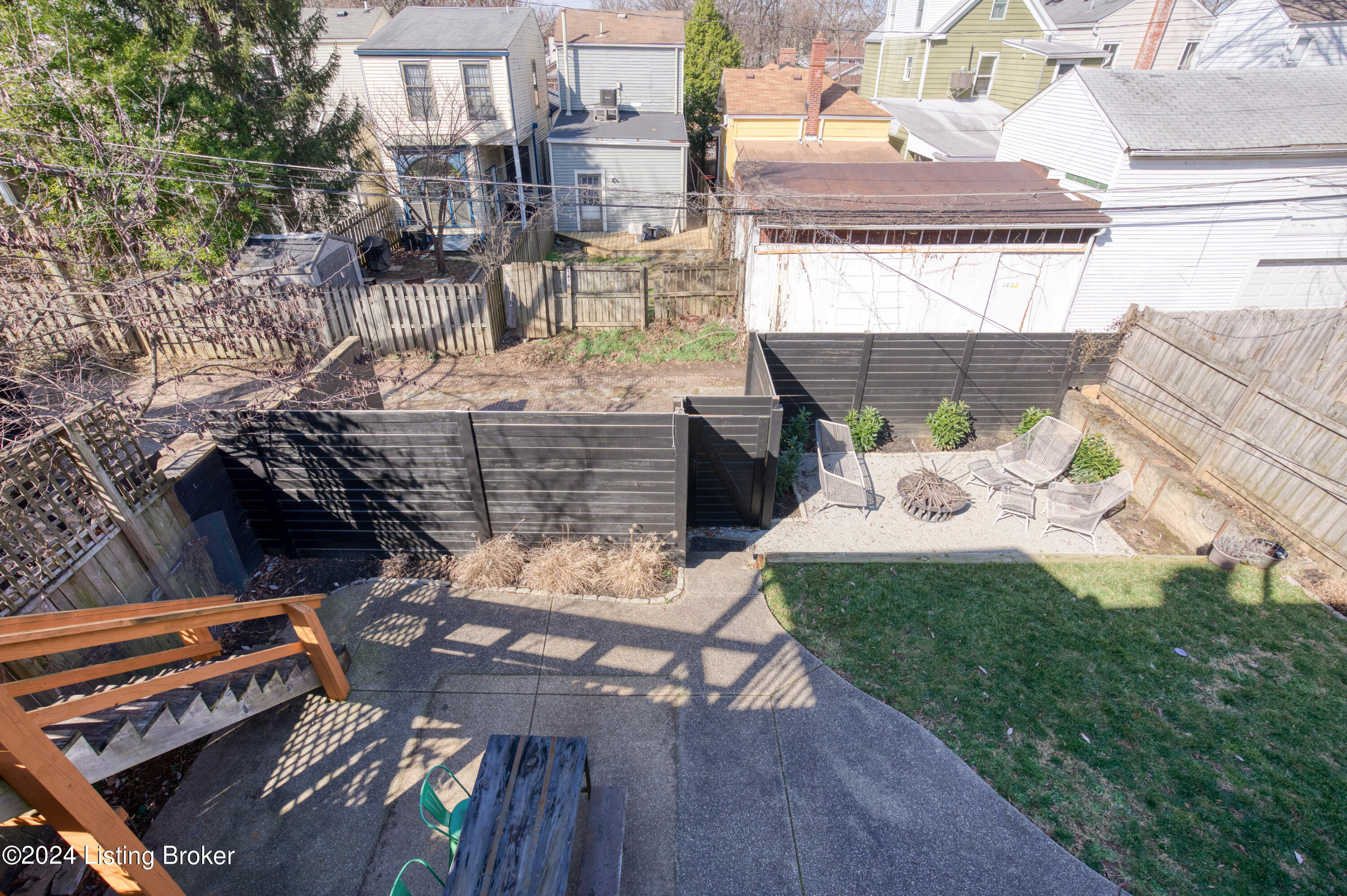 1415 Morton Ave