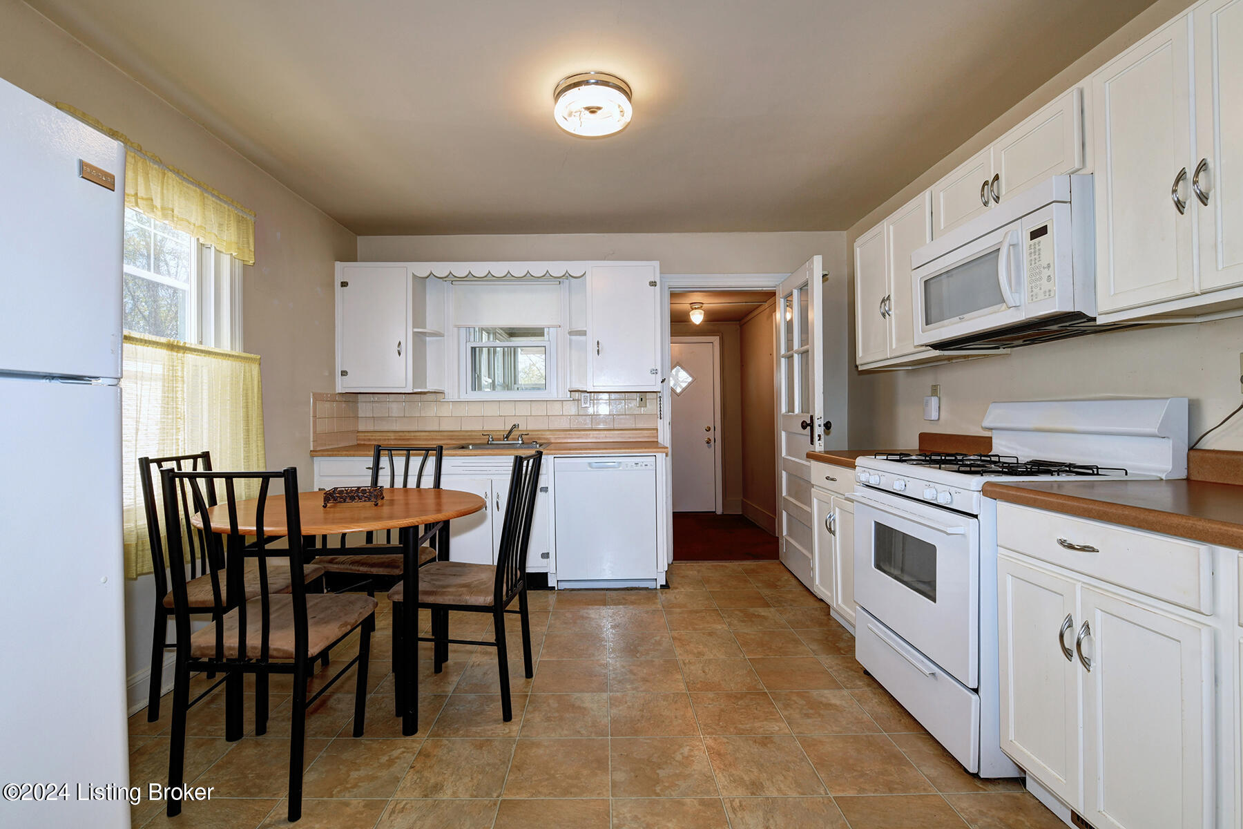 964 Samuel St