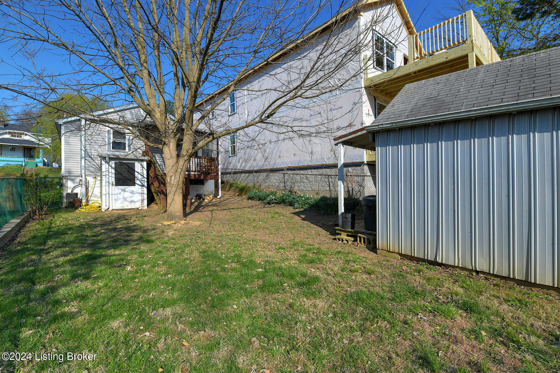 964 Samuel St