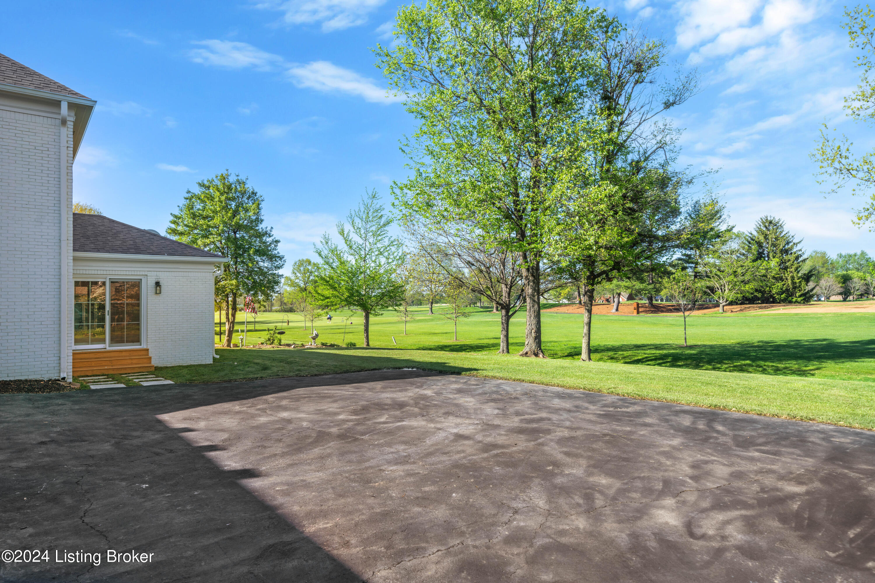 917 Colonel Anderson Pkwy