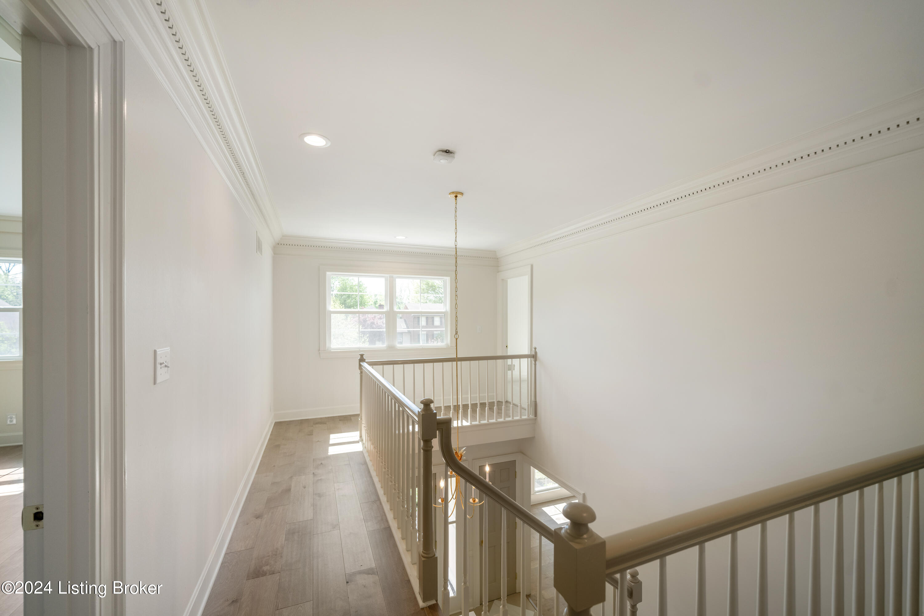 917 Colonel Anderson Pkwy