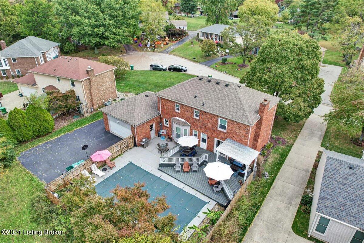 206 Stillwood Ct