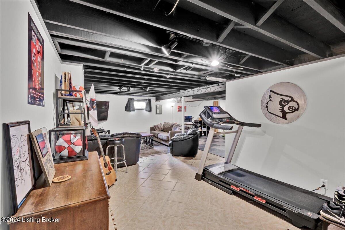 206 Stillwood Ct