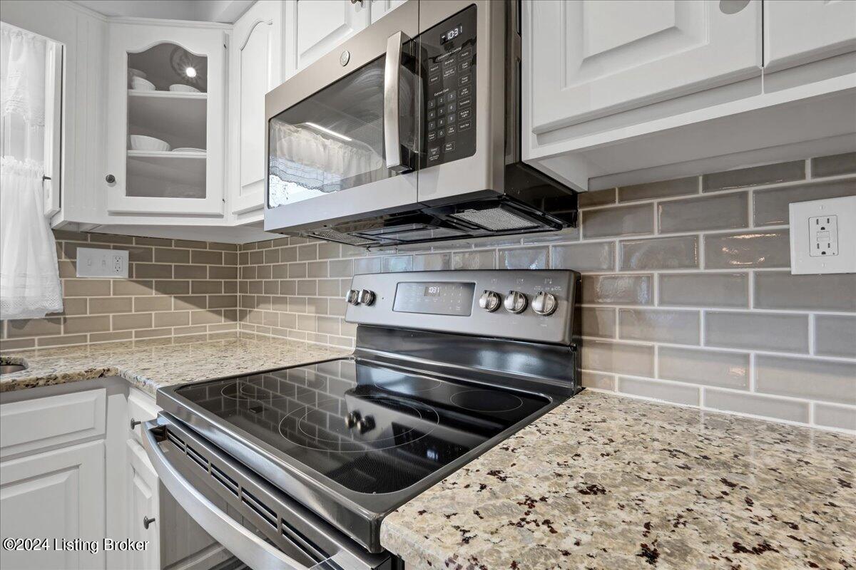 206 Stillwood Ct