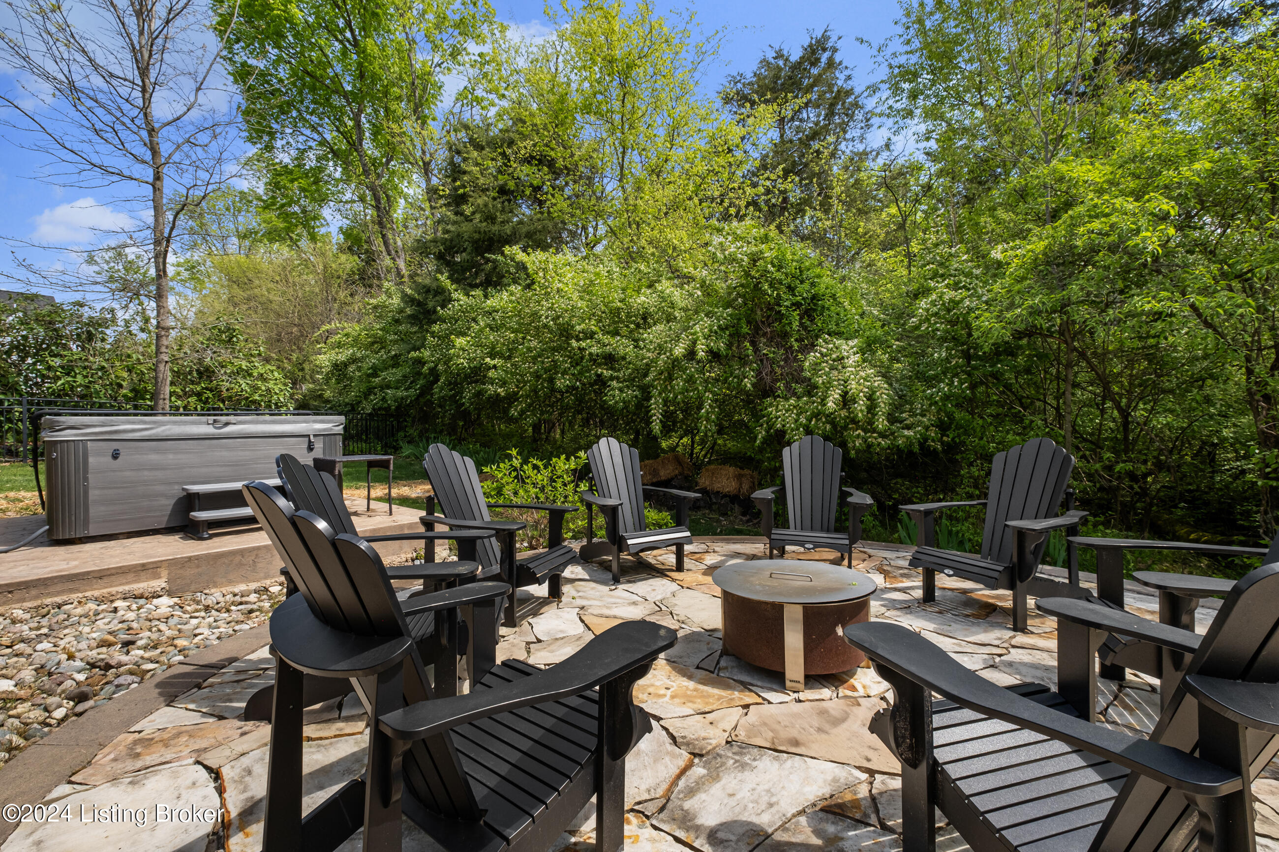17015 Shakes Creek Dr